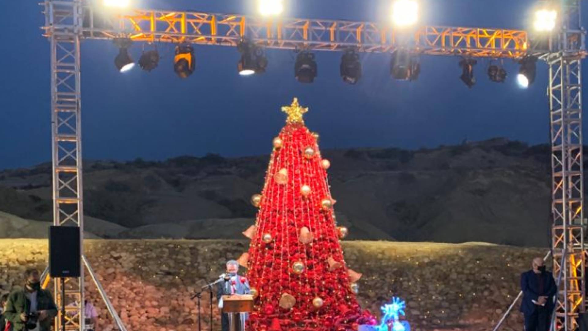 من الاحتفال