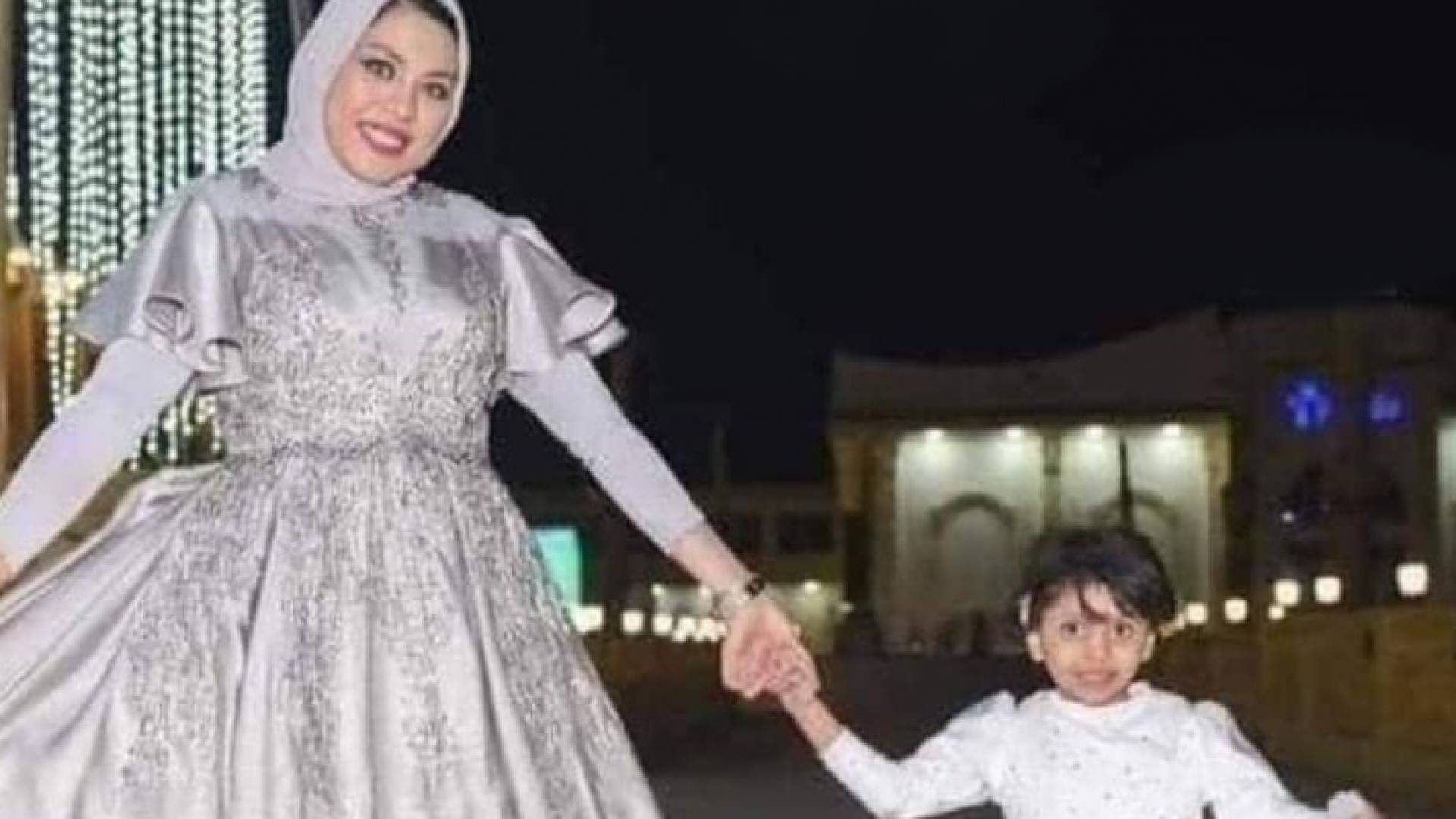 ليلى ووالدتها