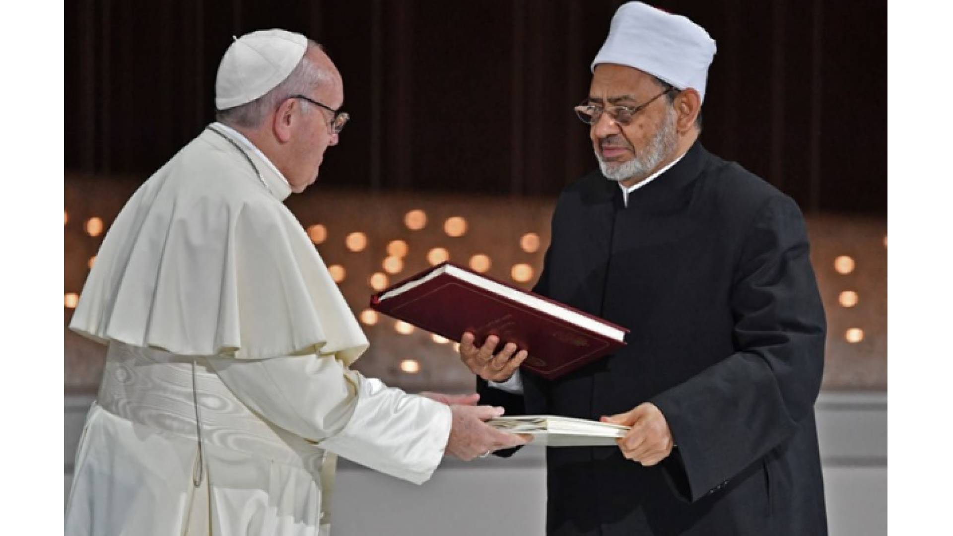 شيخ الأزهر وبابا الفاتيكان
