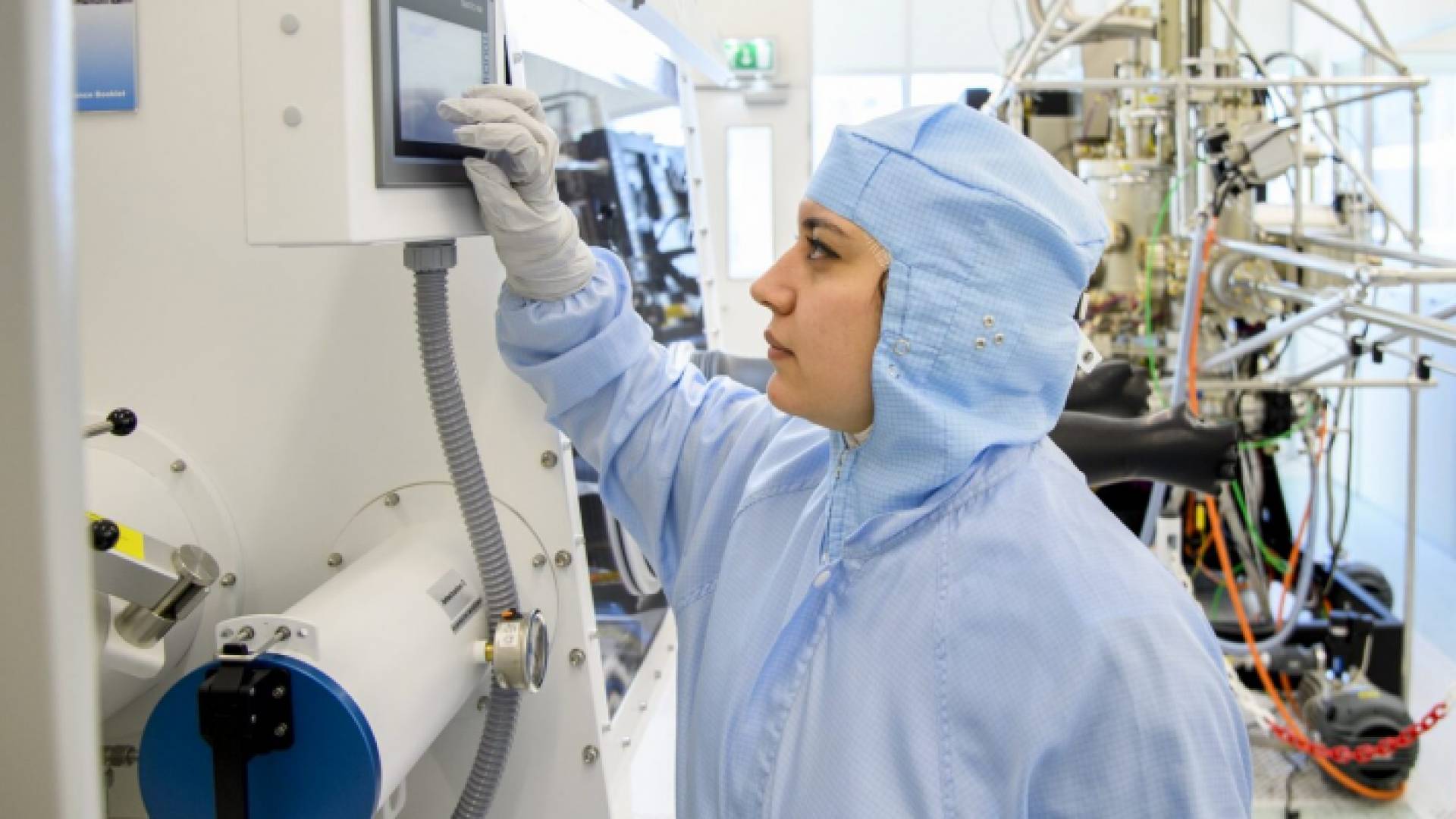 العالمة المصرية إلهام فضالي