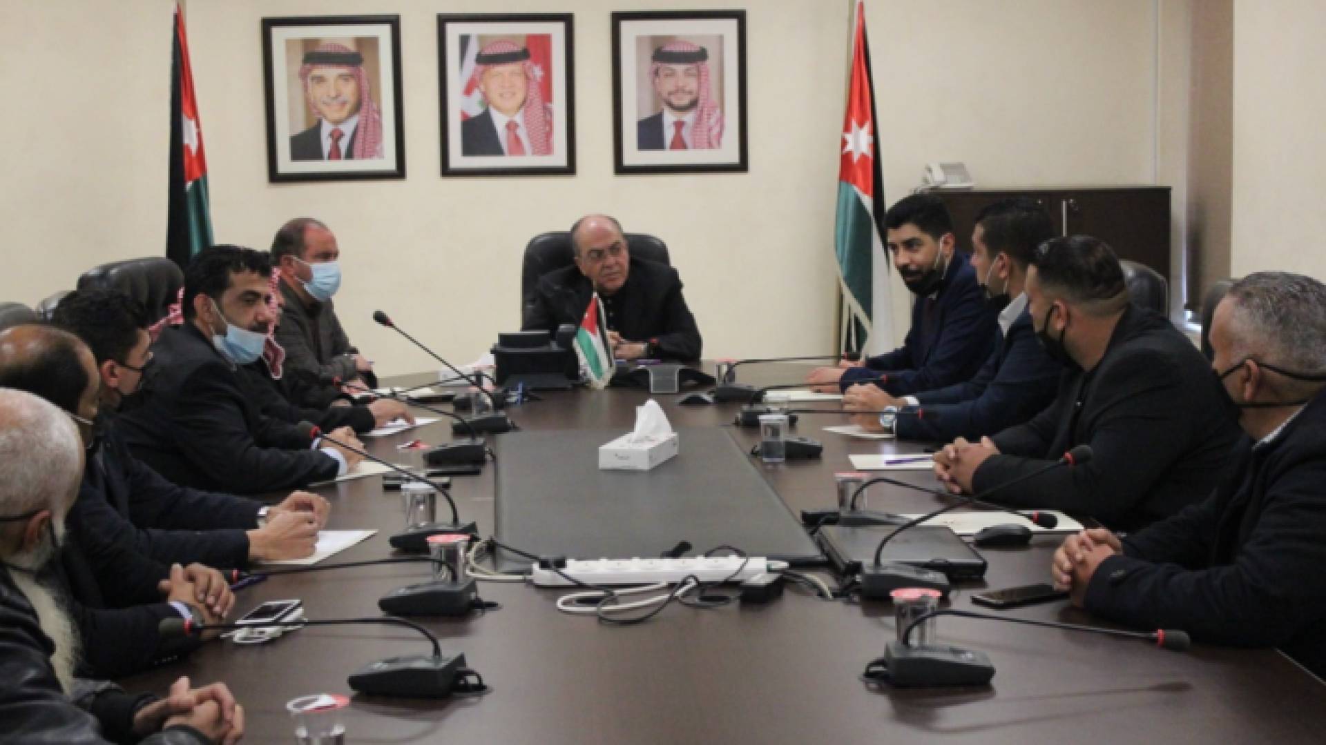 خلال اللقاء