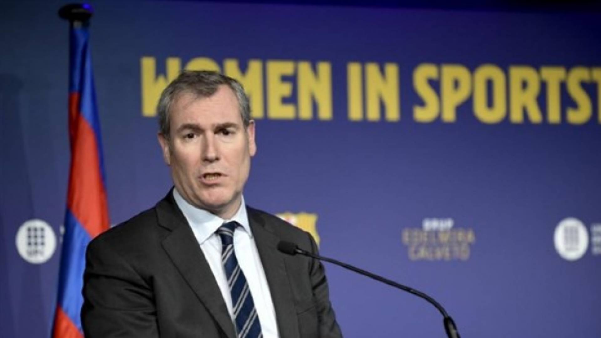 إيميلي روسود المرشح لرئاسة نادي برشلونة الإسباني