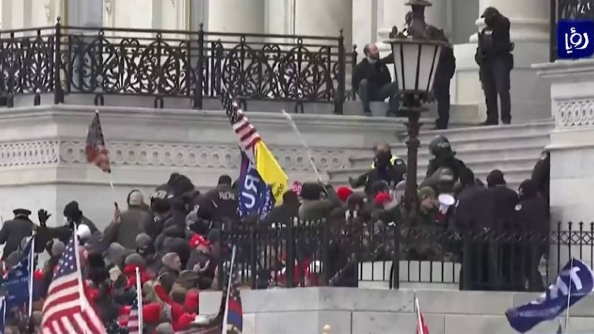 اقتحام الكابيتول.. فوضى تهز عرش الديمقراطية