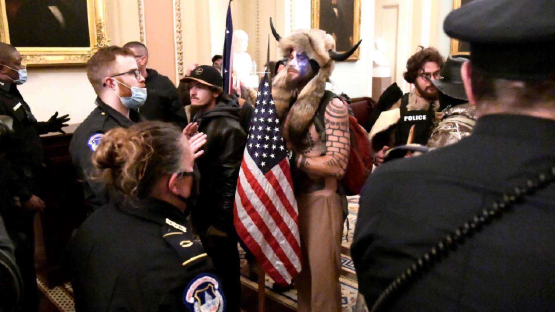 ذو القرنين خلال اقتحام الكونغرس - ارشيفية