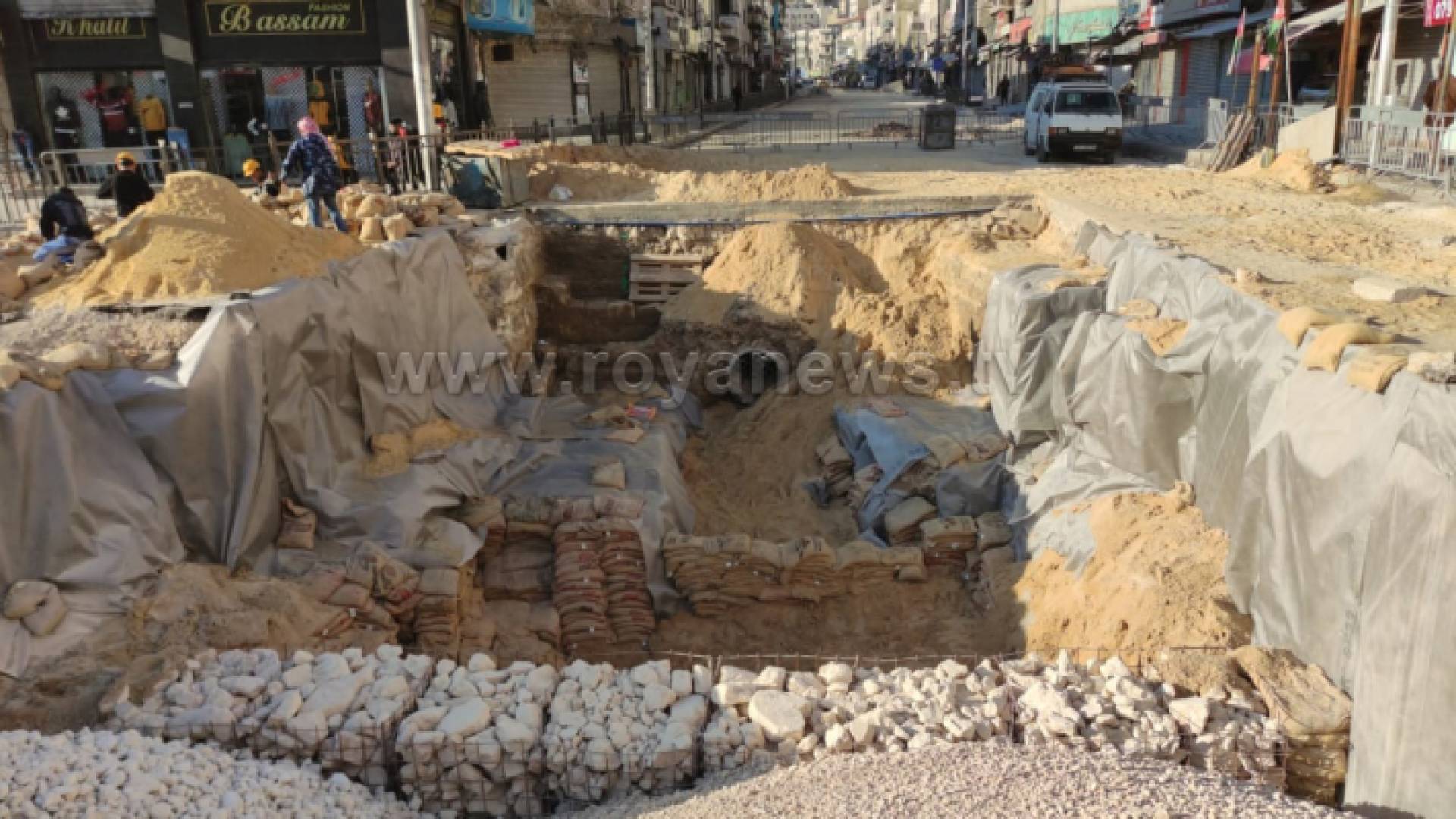 مواصلة عمليات طمر الآثار في وسط البلد بعمان