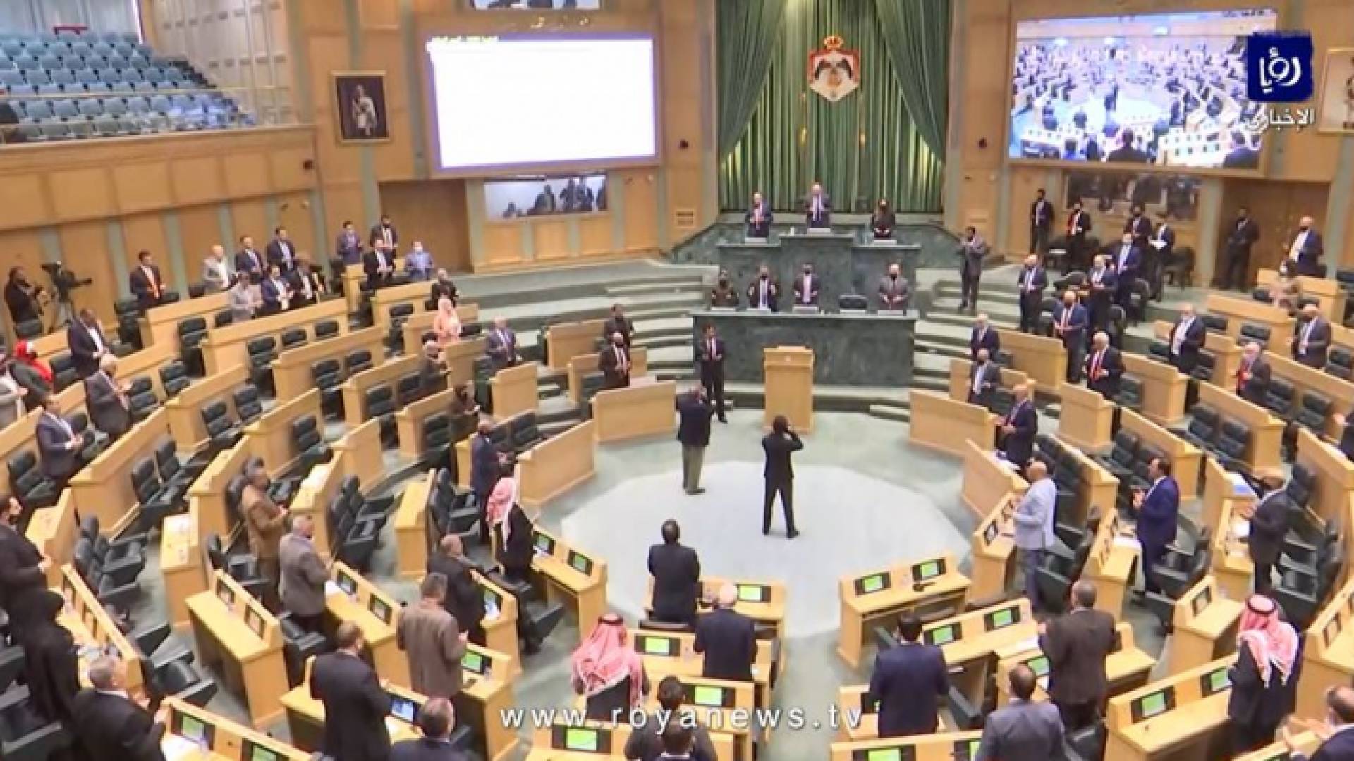 مجلس النواب يقرأ الفاتحة على ضحايا كورونا