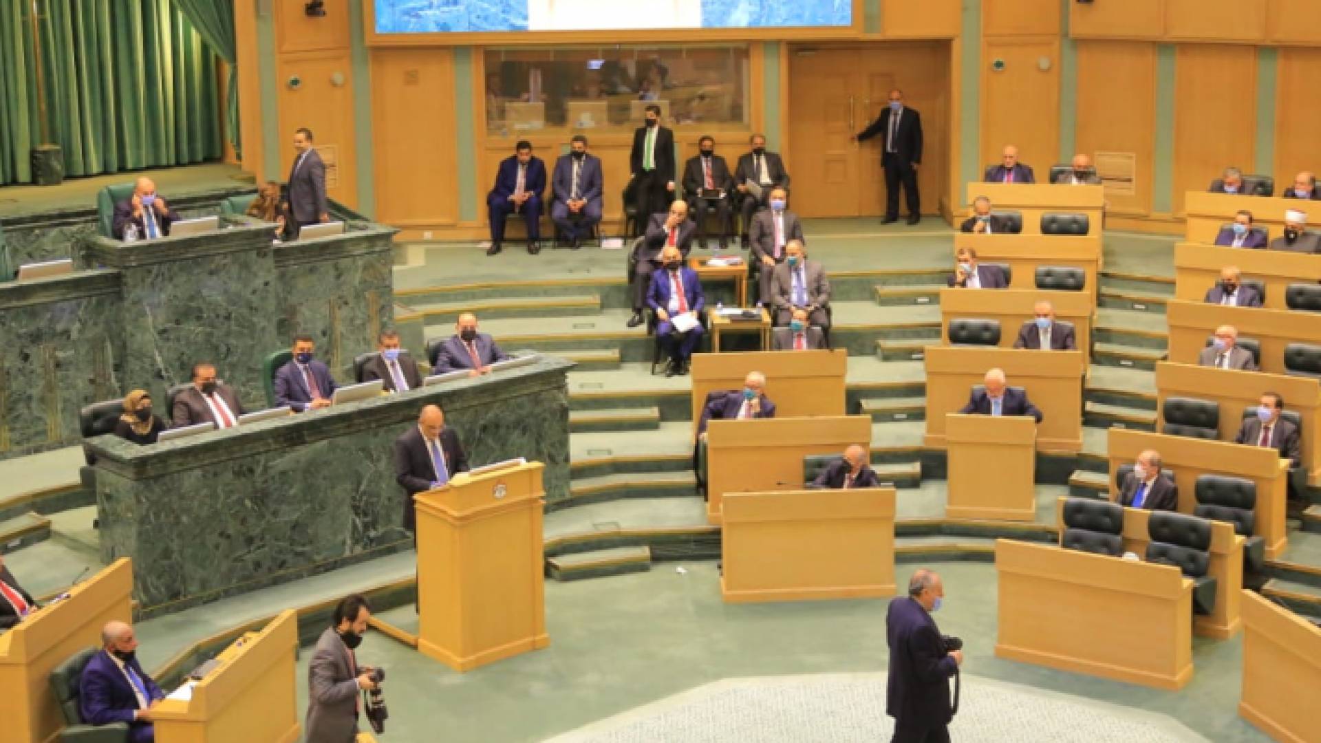 جانب من الجلسة