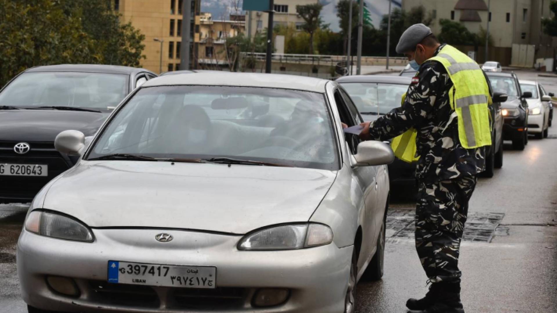 لبنان يبدأ بتطبيق منع التجول والاغلاق الشامل عشرة ايام للحد من كورونا