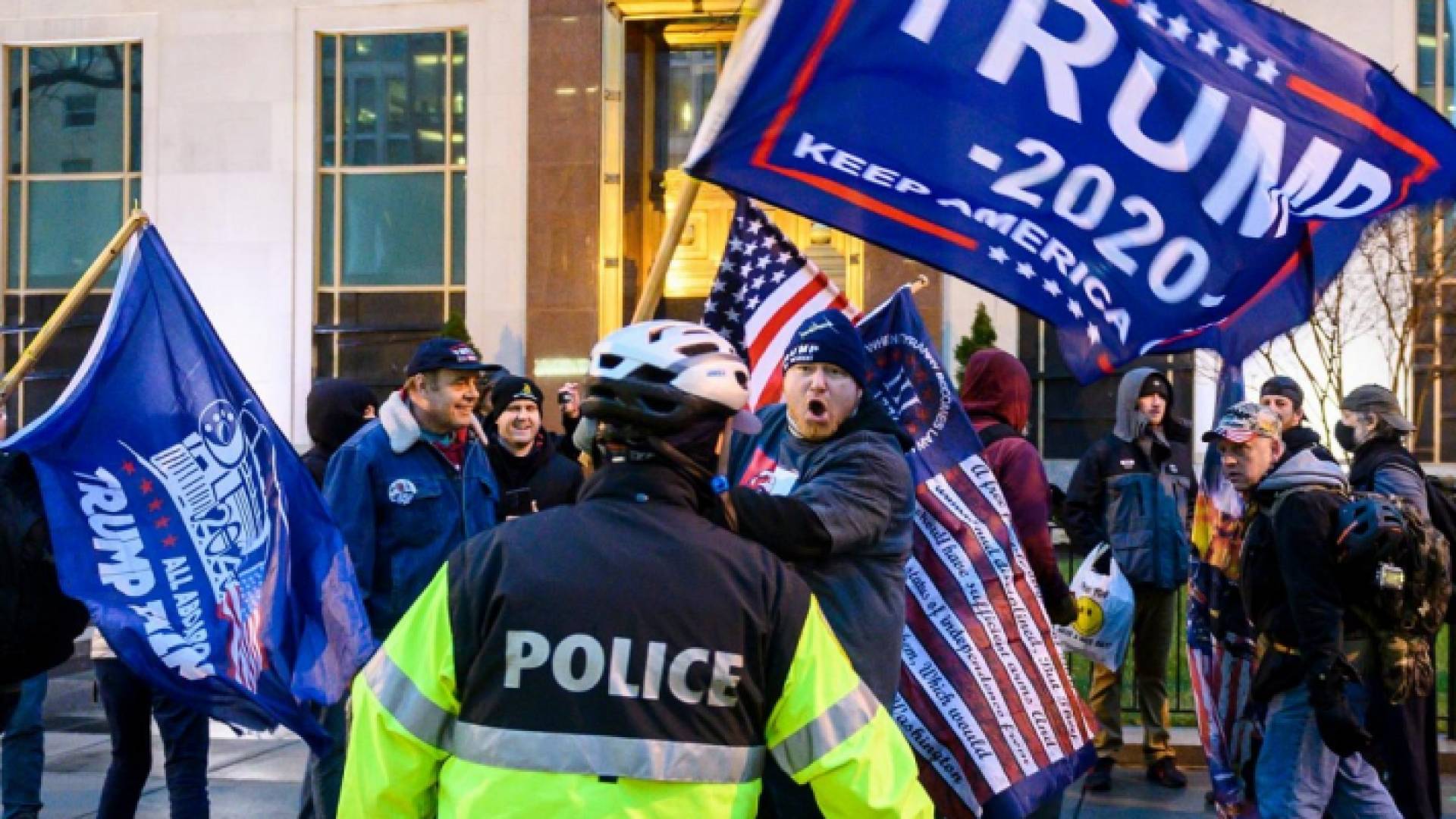 جانب من أحداث الكونغرس الأمريكي