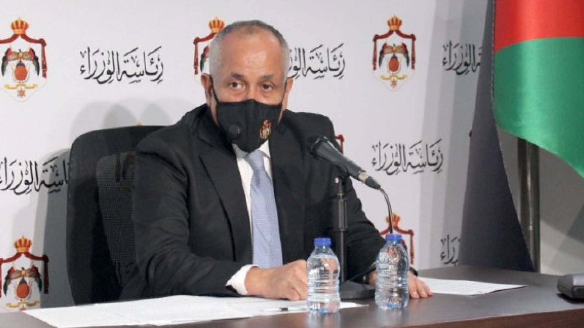 وزير الدولة لشؤون الاعلام علي العايد