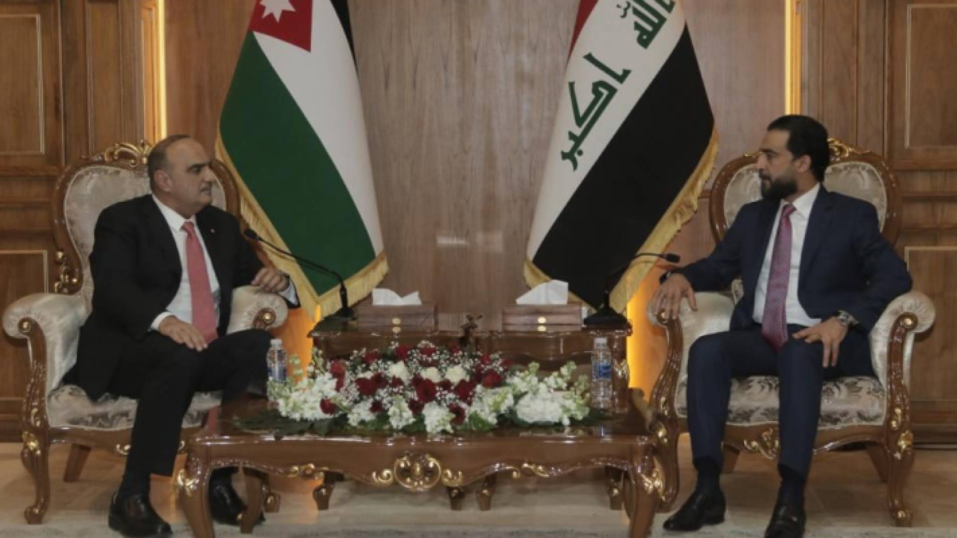 خلال اللقاء