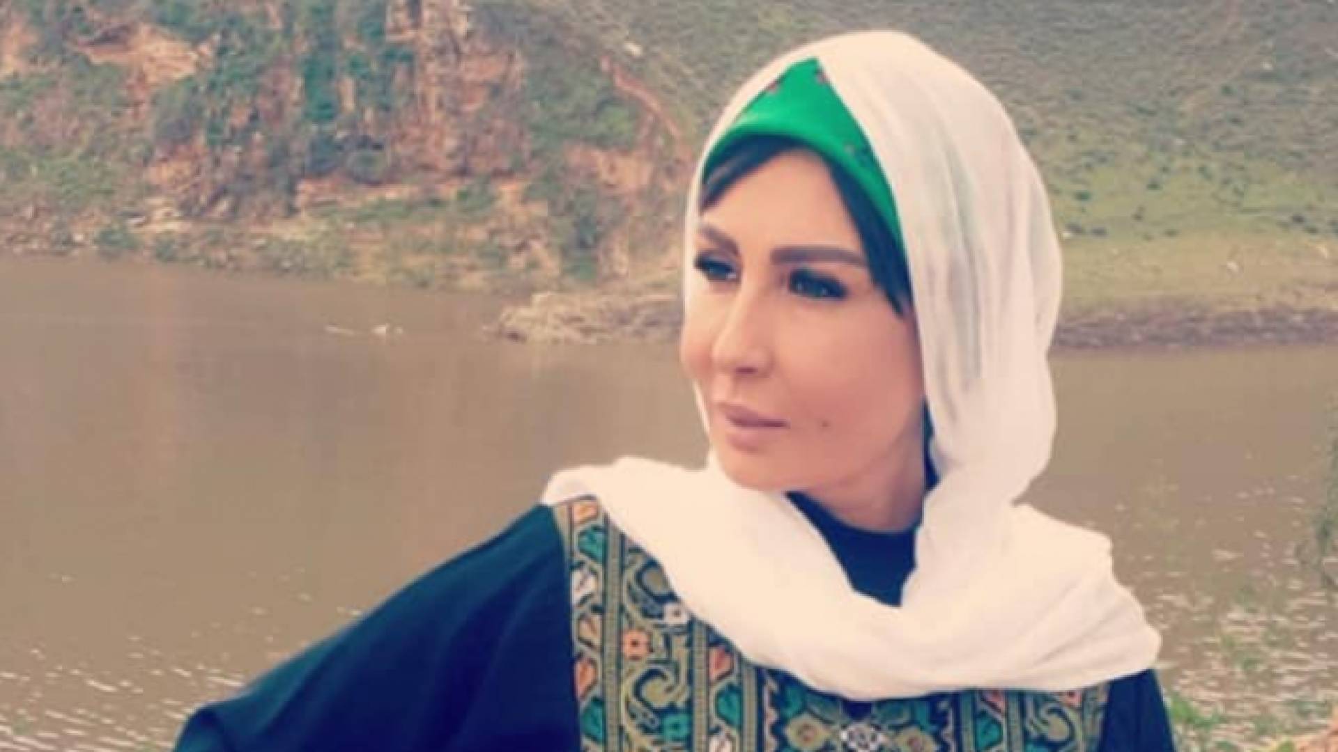 الفنانة الأردنية نجلاء سحويل
