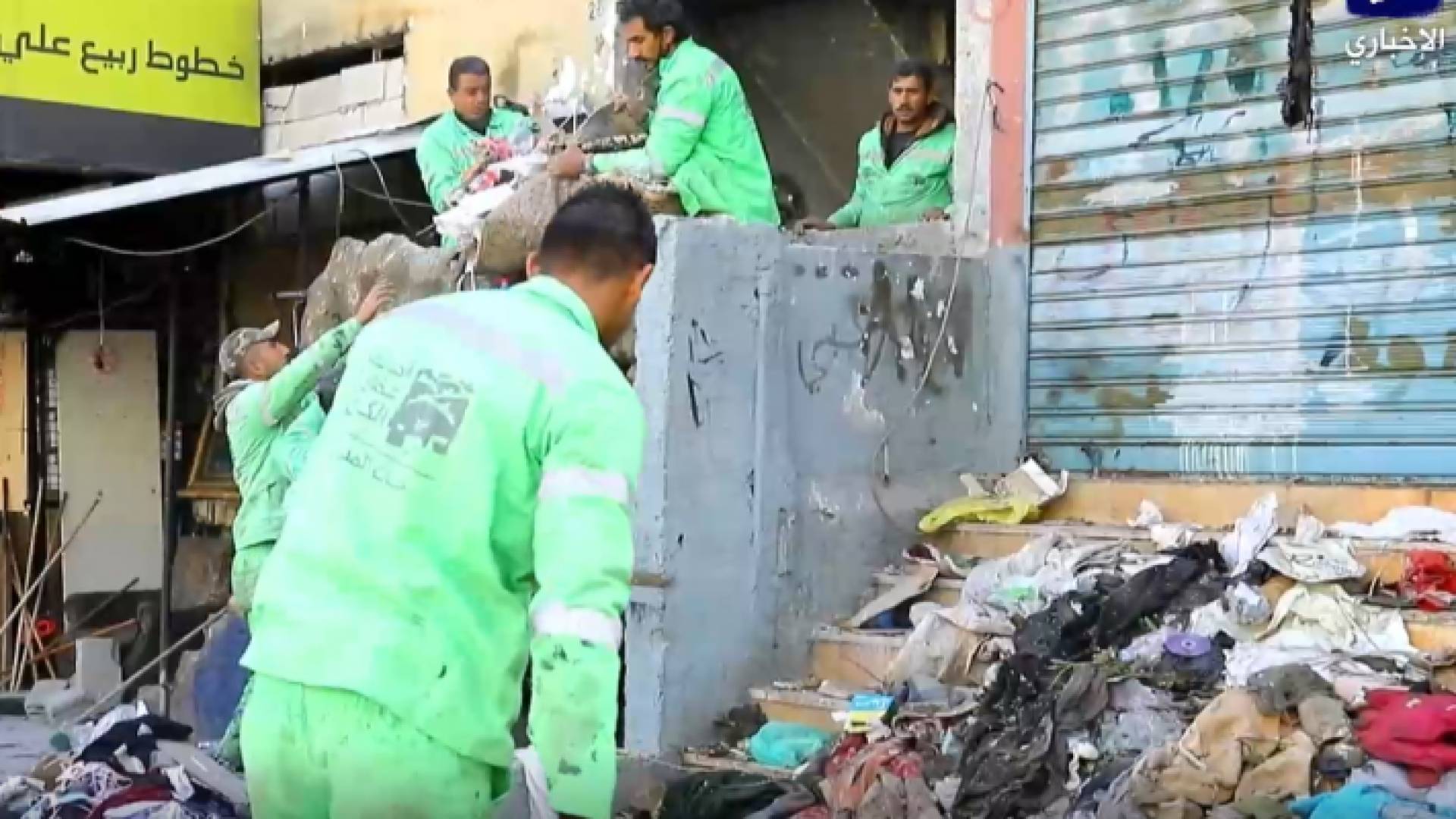 بعد تسليط رؤيا الضوء على عمارة كانت "مرتع" للمشردين في وسط البلد.. الأمانة تتحرك