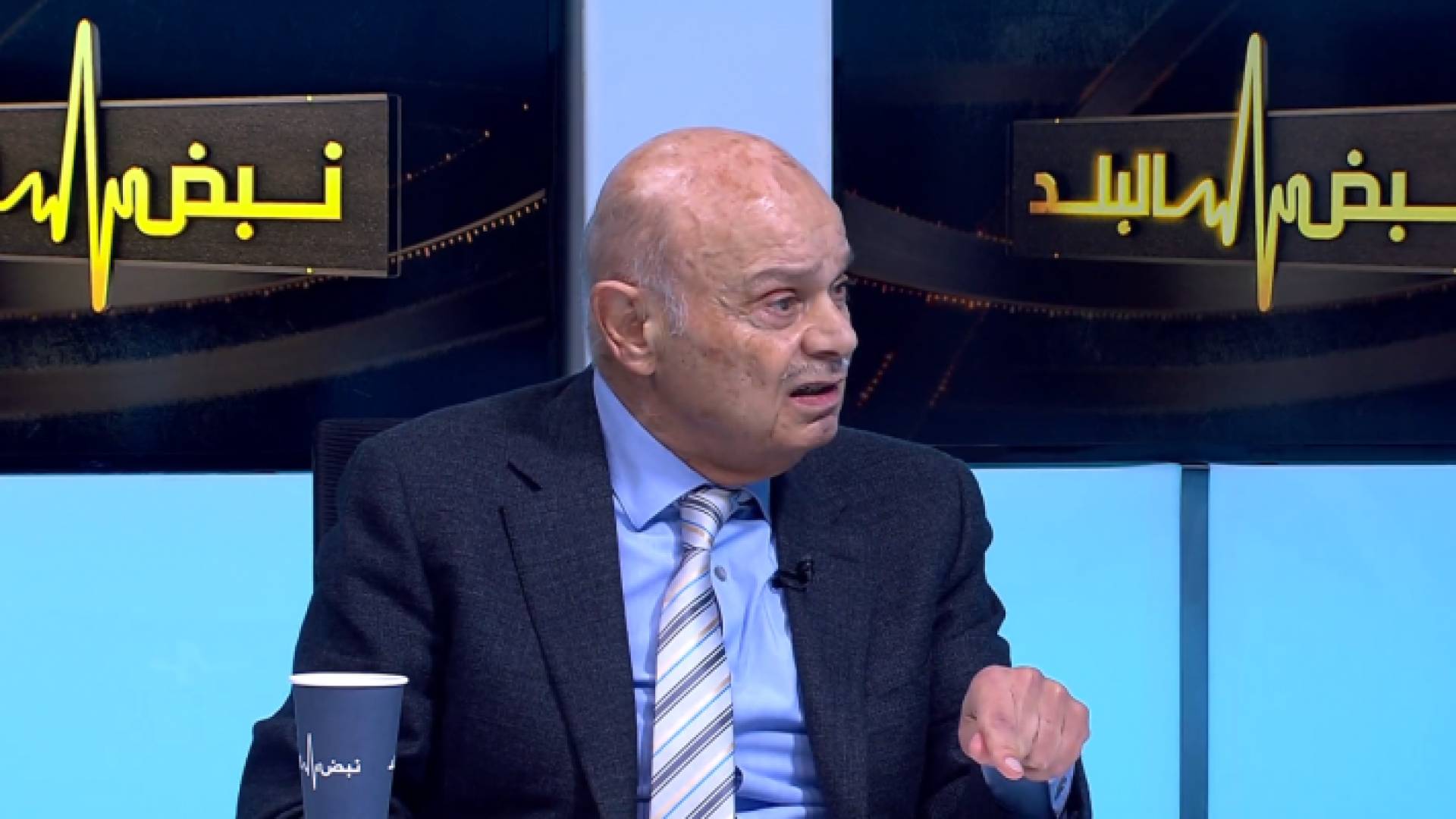 من اللقاء