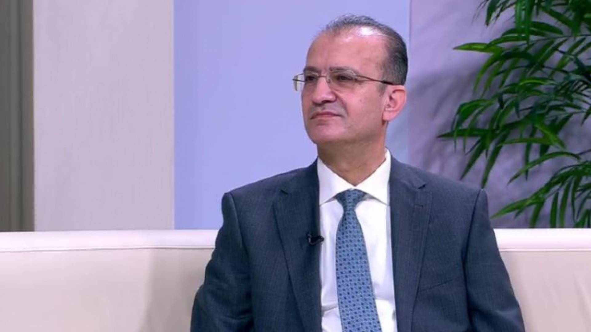 د. أيمن حمودة