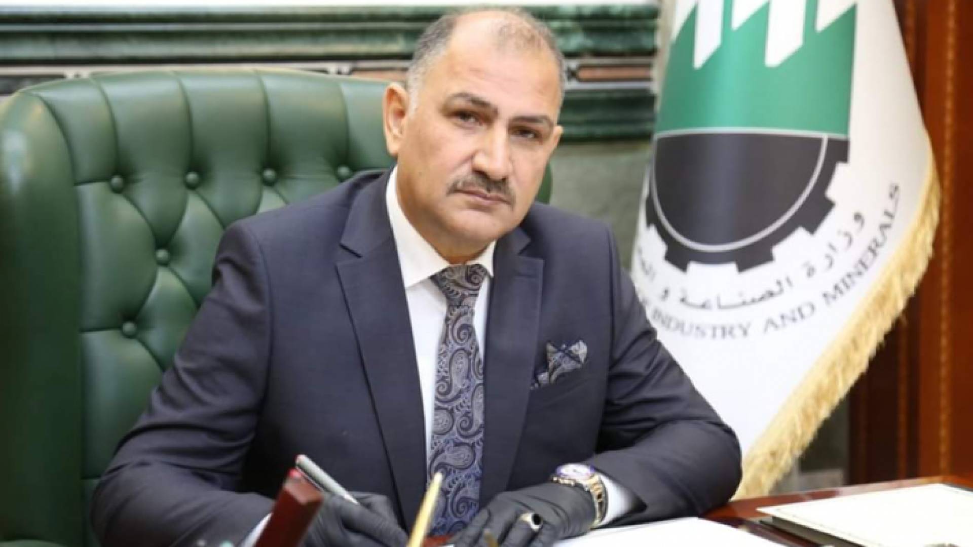 وزير الصناعة والمعادن العراقي منهل عزيز الخباز