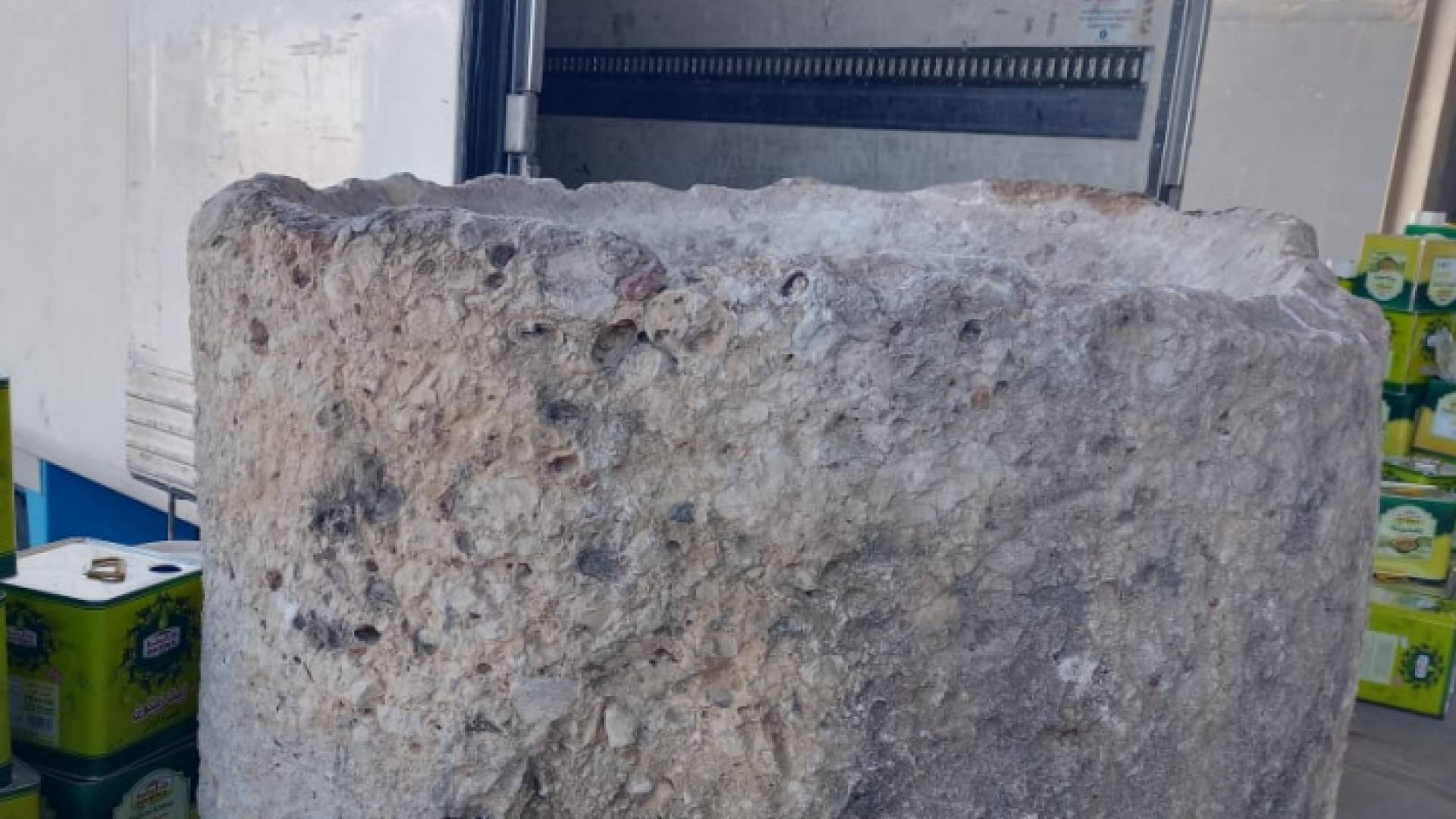 الجمارك الأردنية تحبط تهريب 3 قطع اثرية