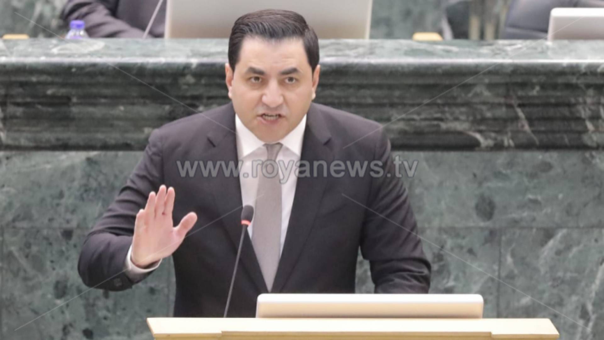 النائب ينال فريحات