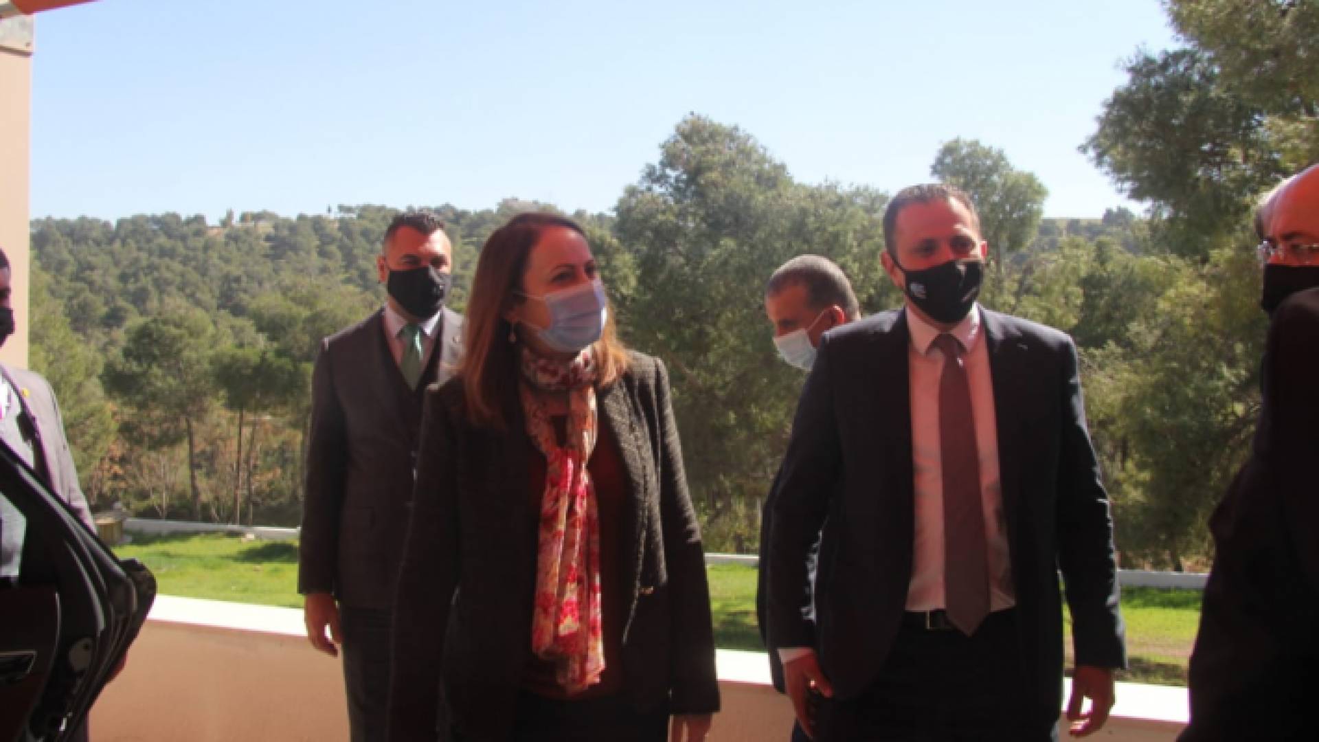 وزيرا الصناعة الأردني والعراقي يبحثان تسريع إجراءات إقامة المدينة الاقتصادية المشتركة