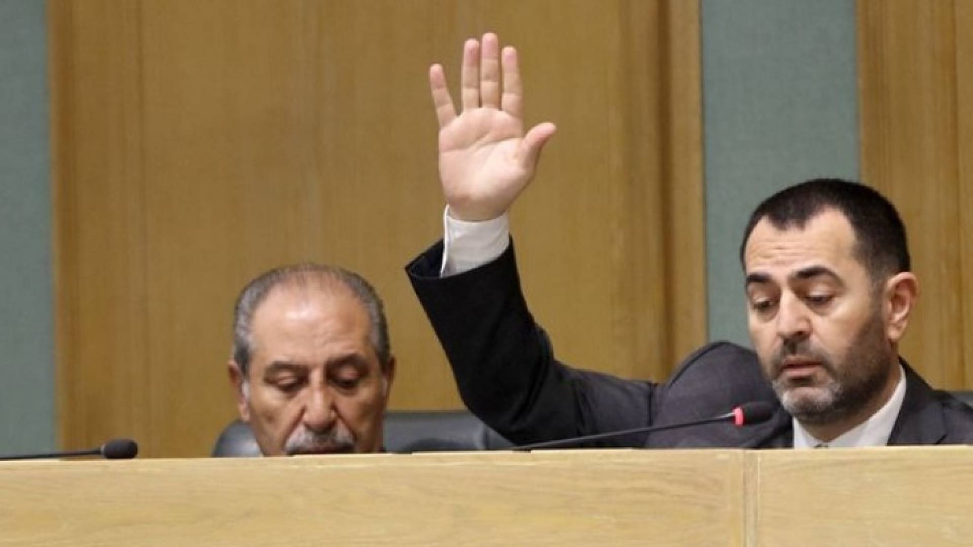 النائب زيد العتوم