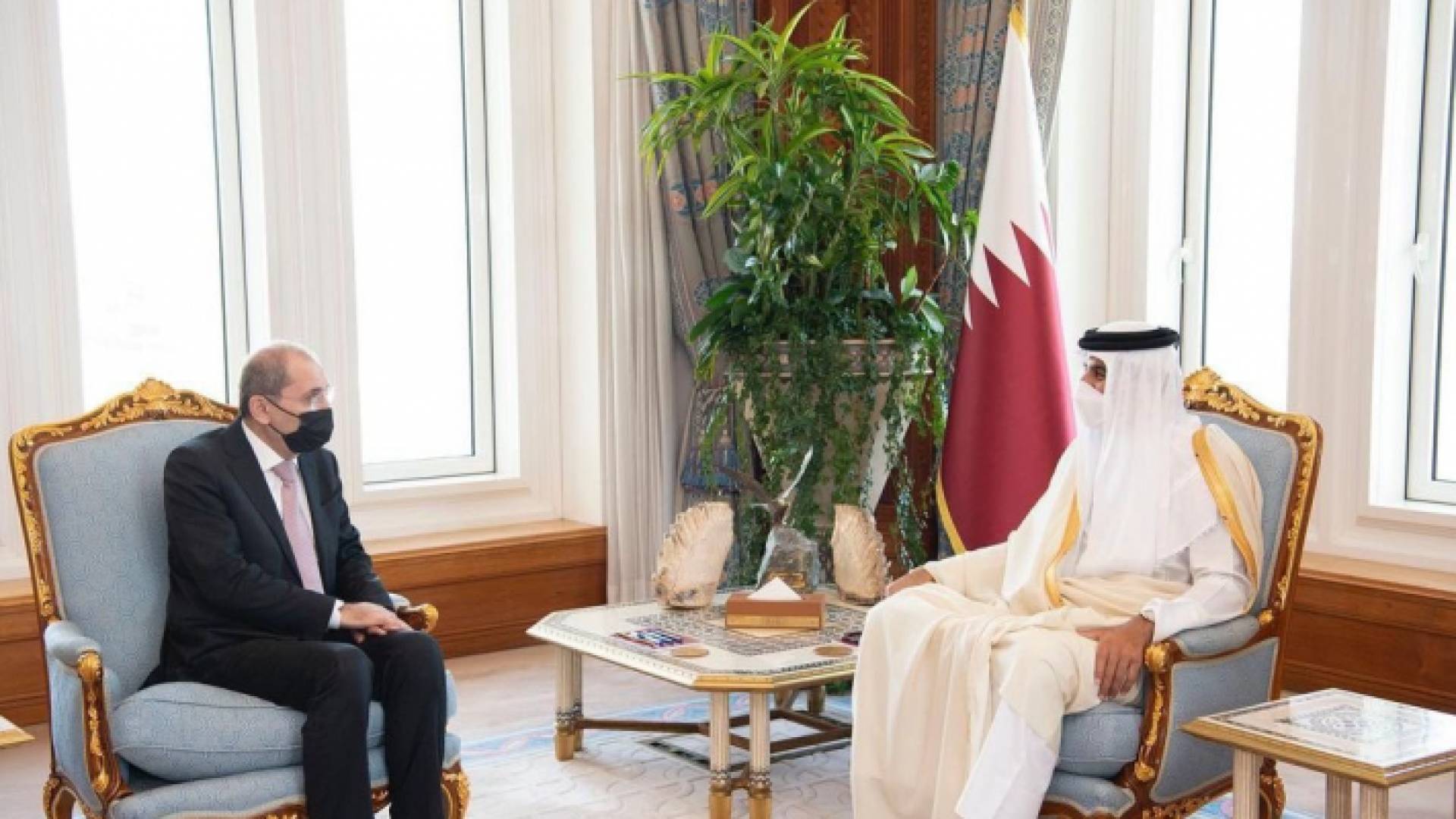 أمير قطر يلتقي الصفدي