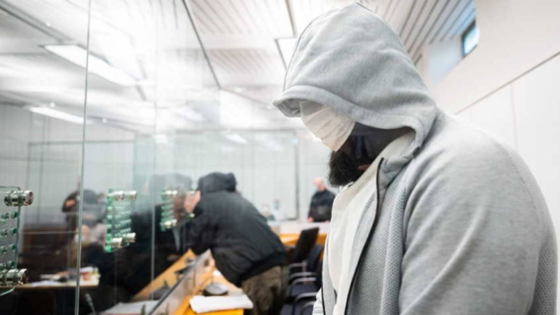 أحمد عبد العزيز عبد الله عبد الله