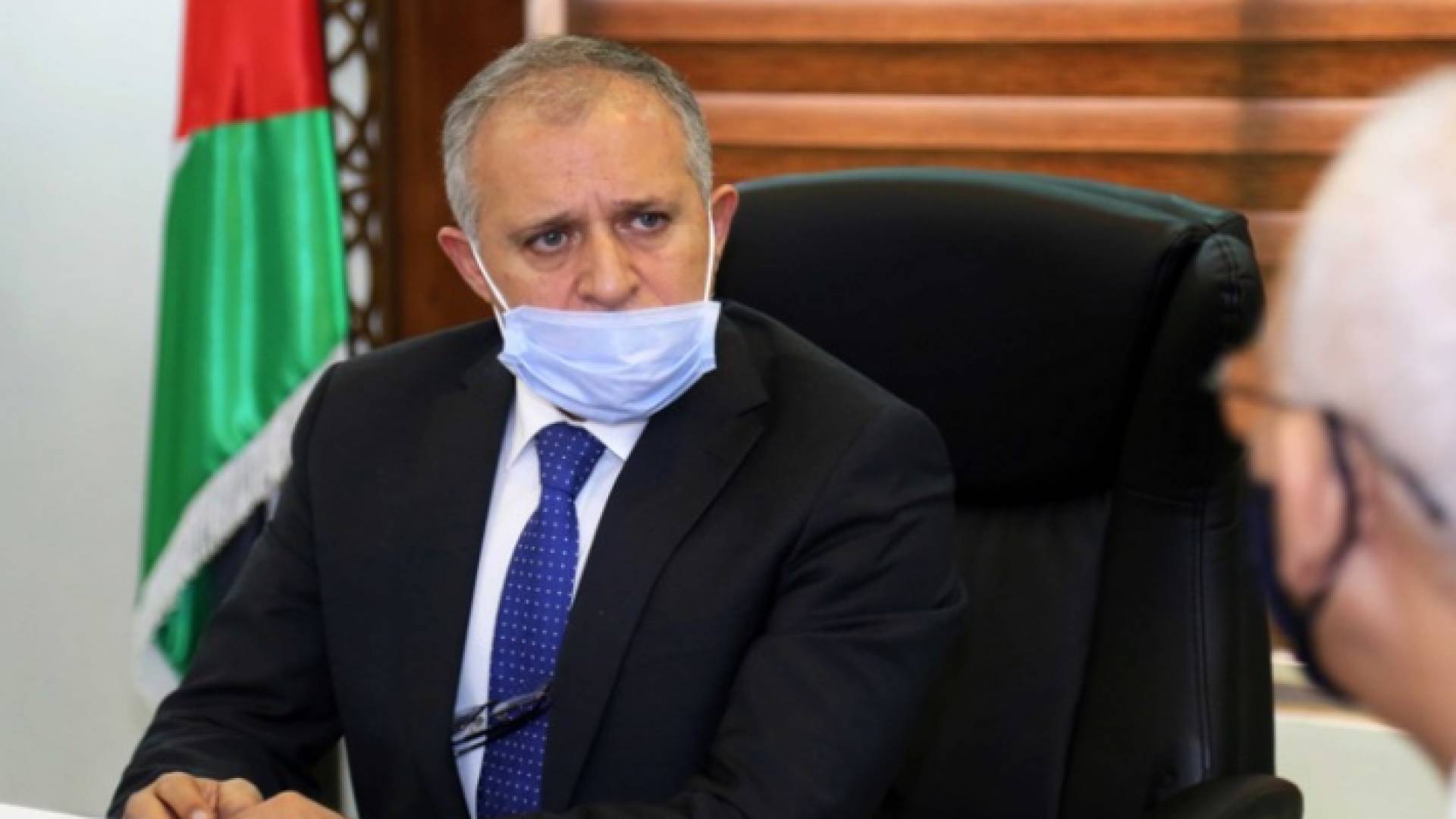 وزير العمل والاستثمار معن القطامين