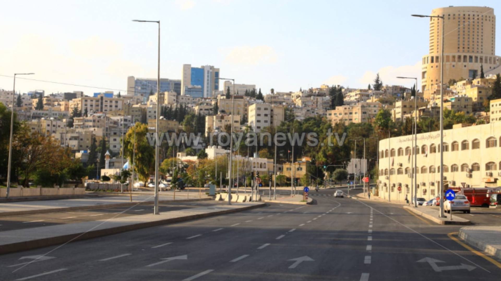 أحد شوارع العاصمة عمان خلال حظر التجول الشامل المفروض يوم الجمعة - ارشيفية