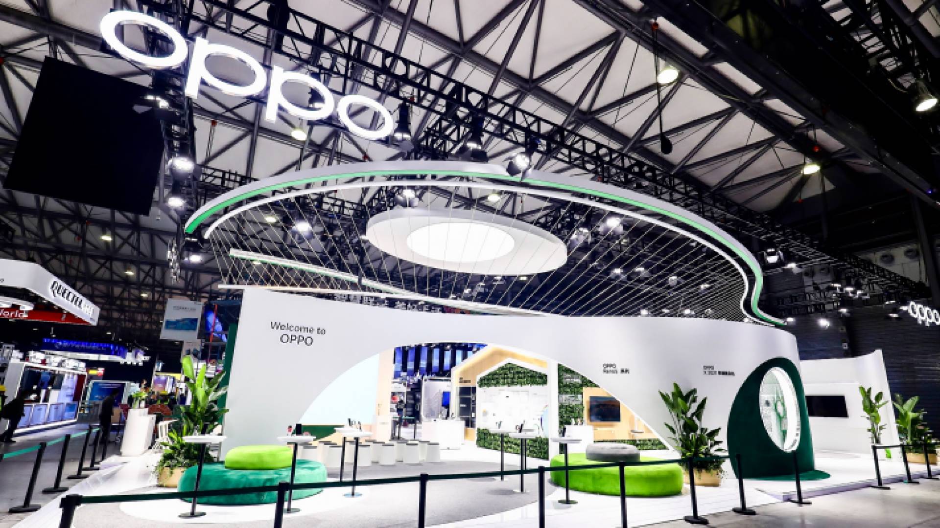 OPPO Flash يشحن المستقبل في MWC Shanghai
