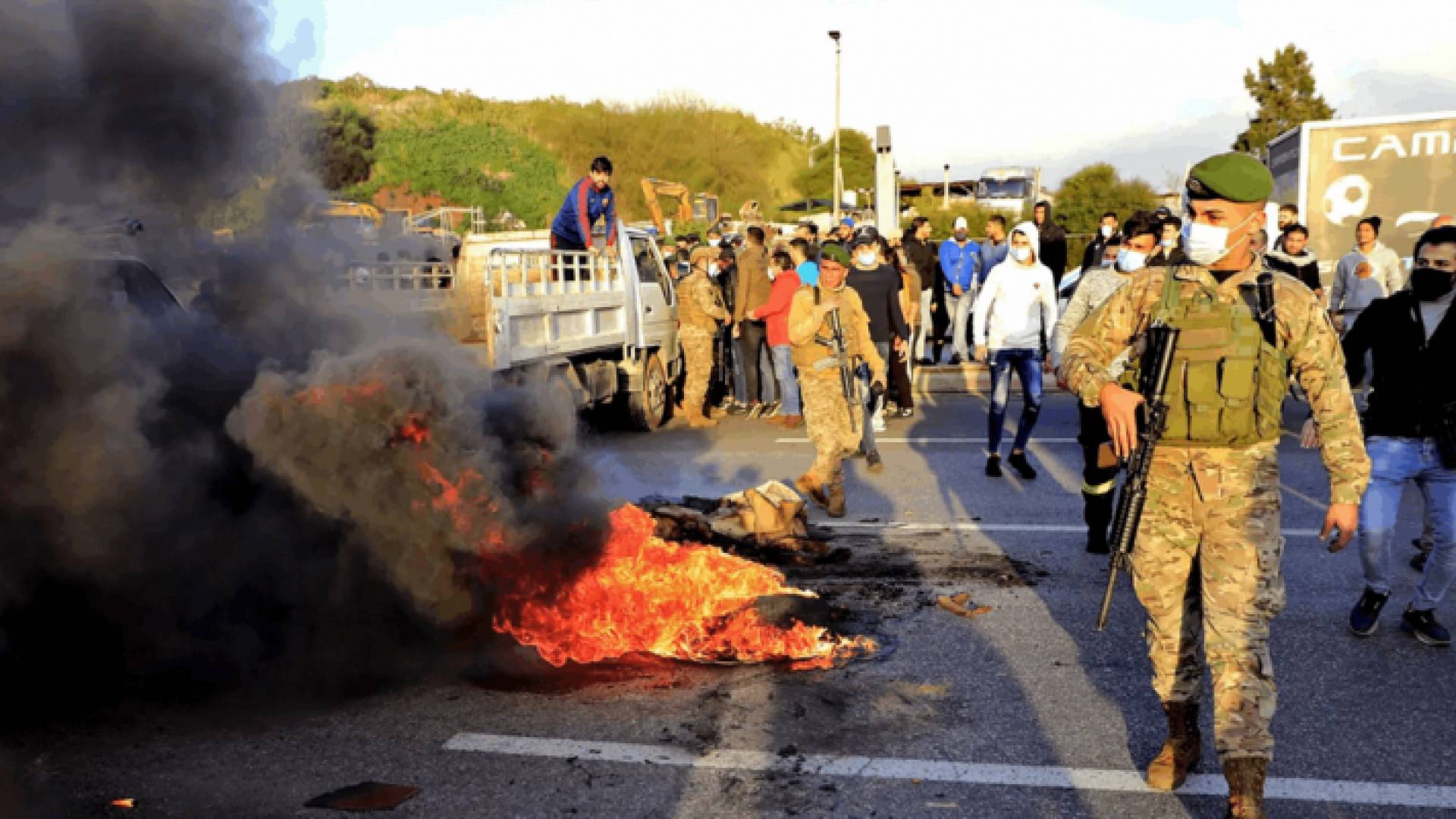 من الاحتجاجات في طرابلس