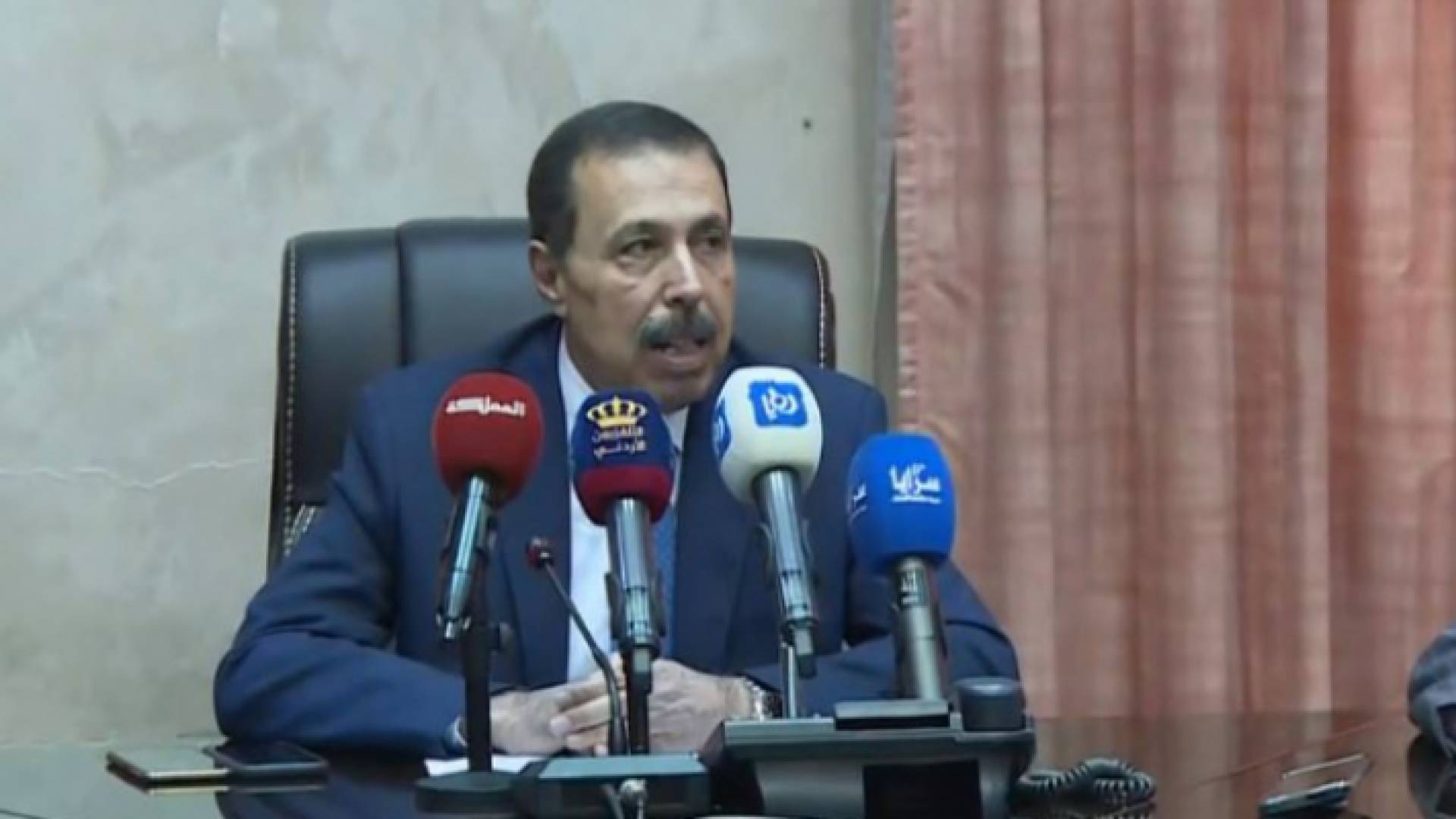 الصورة خلال المؤتمر الصحفي