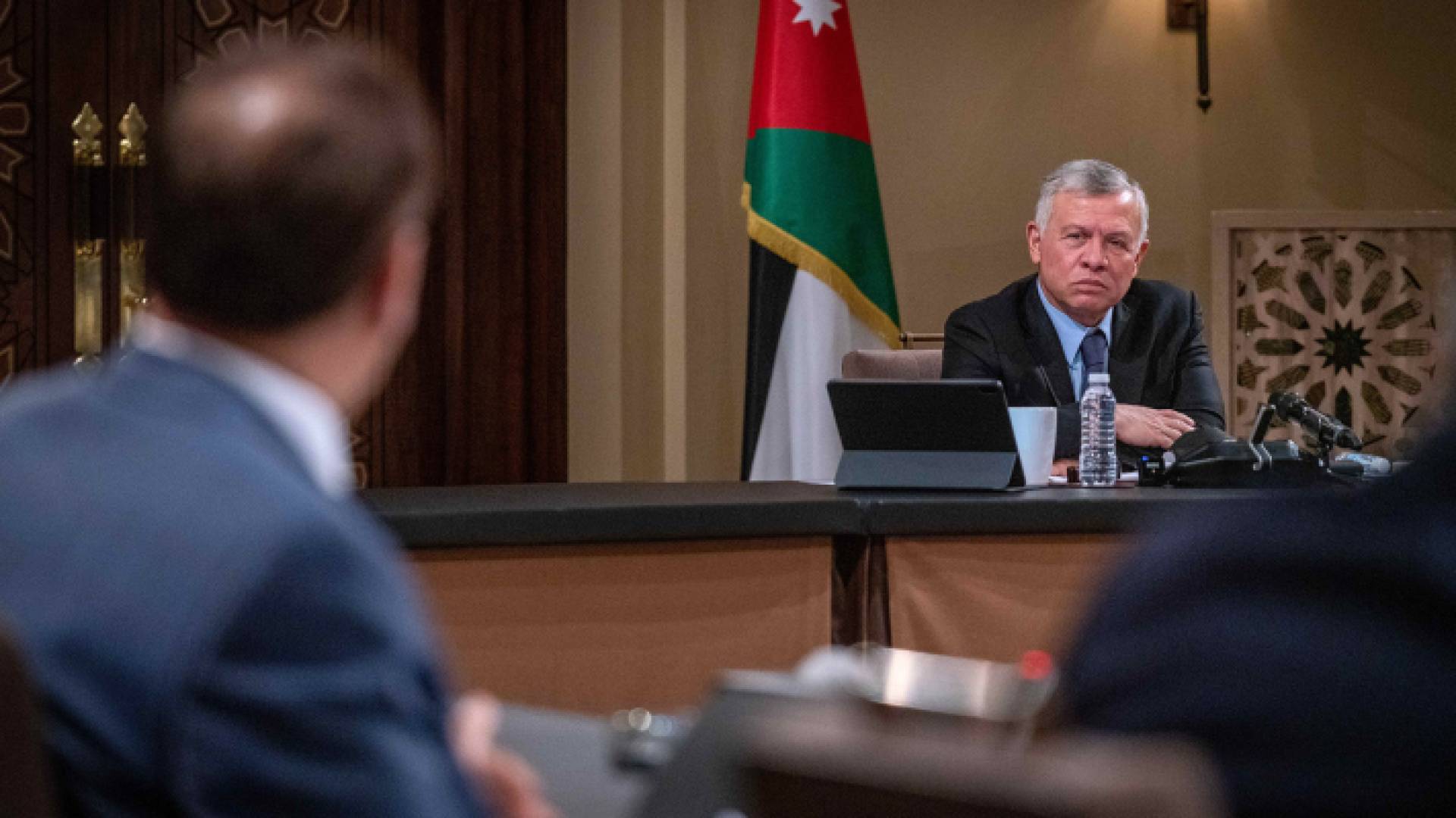 جلالة الملك عبدالله الثاني يلتقي رئيس مجلس الأعيان ورؤساء عدد من لجان المجلس