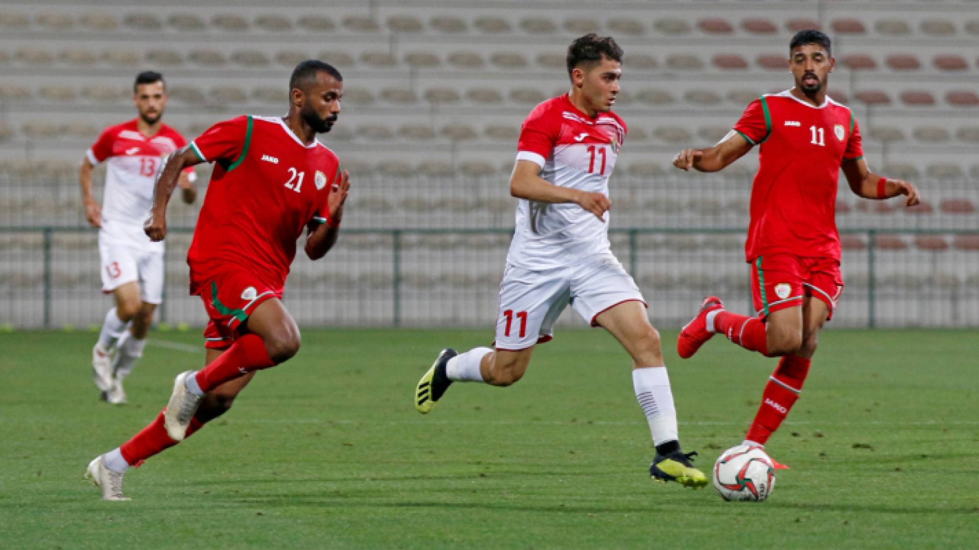 المنتخب الوطني لكرة القدم يتعادل مع نظيره العماني