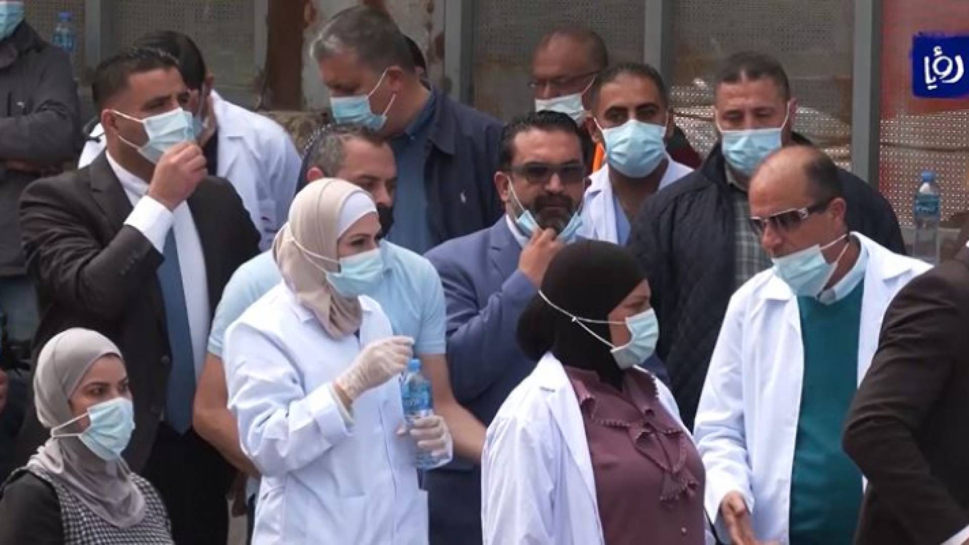 بدء المرحلة الأولى من الحملة الوطنية للتطعيم ضد كورونا في فلسطين