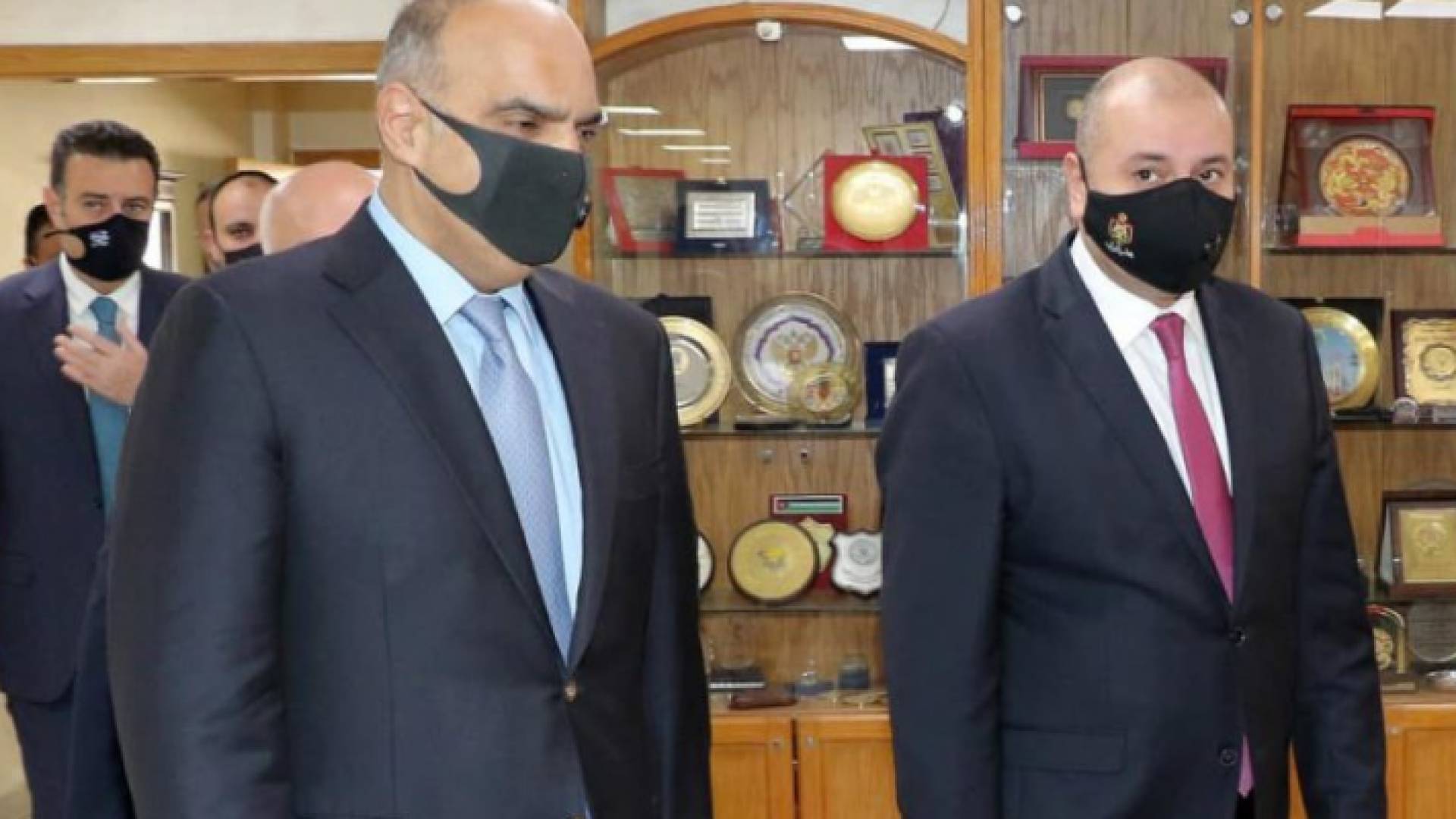 رئيس مجلس النواب المحامي عبد المنعم العودات