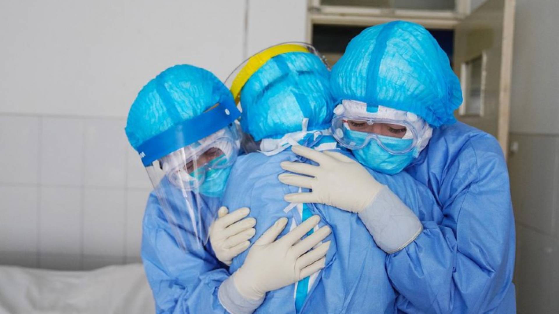 طبيبات في أحد المستشفيات