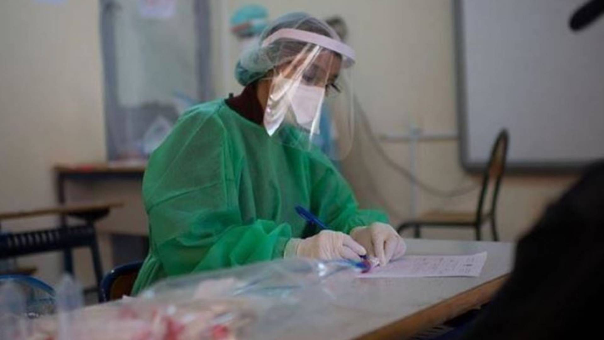 طبيب فلسطينية