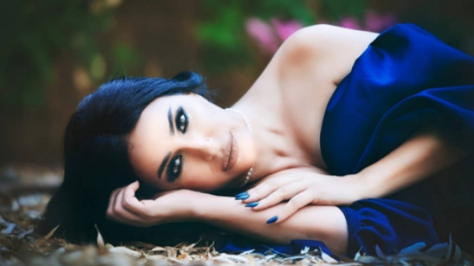 الفنانة الفلسطينية إلهام روحانا