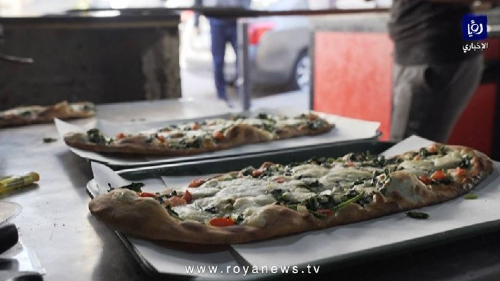 منقوشة أبو شادي تروي معاناة اللبنانيين مع الفقر