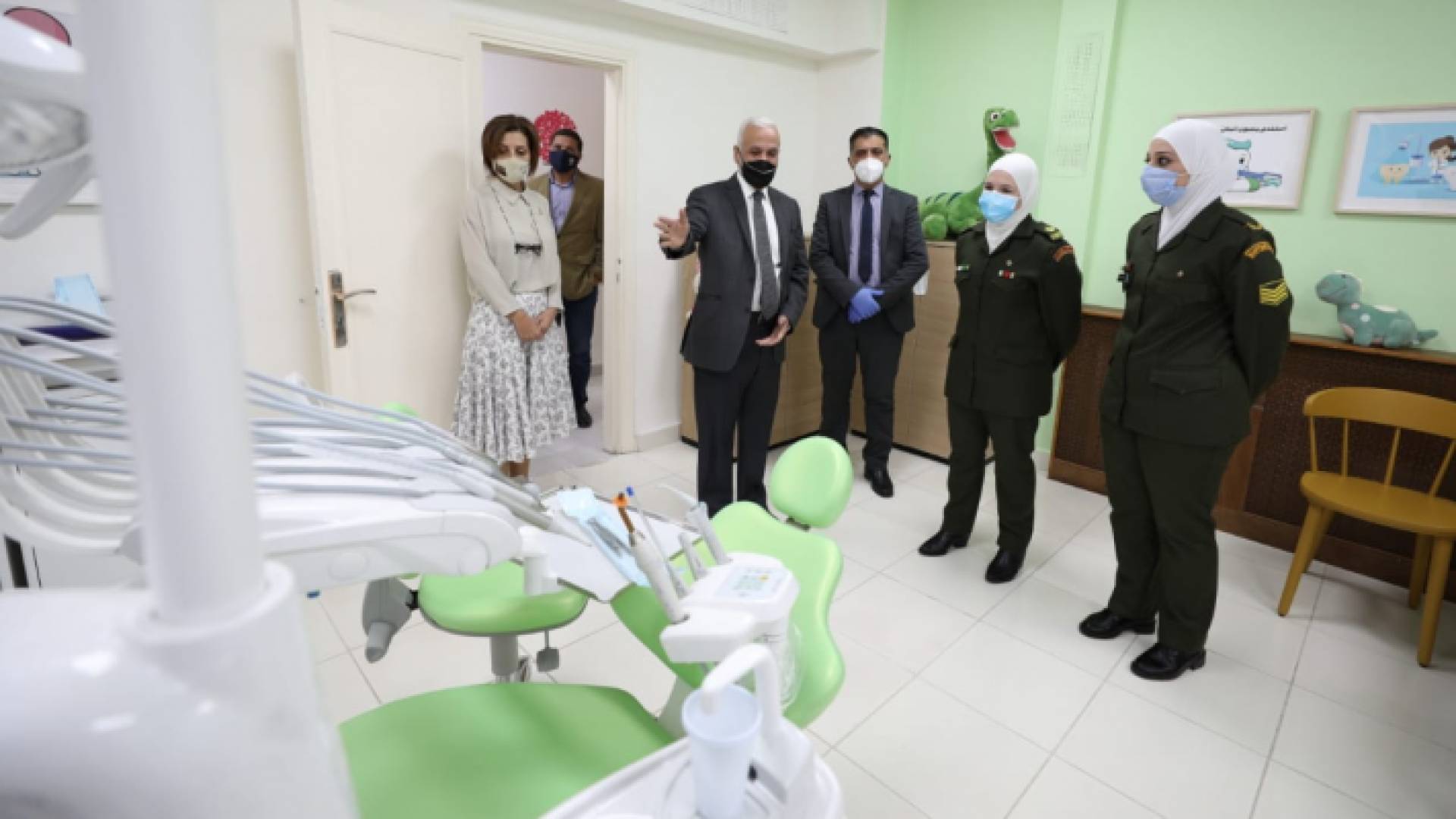 خلال إطلاق خدمات عيادة الأسنان المتكاملة في مؤسسة الحسين الاجتماعية لرعاية الأيتام
