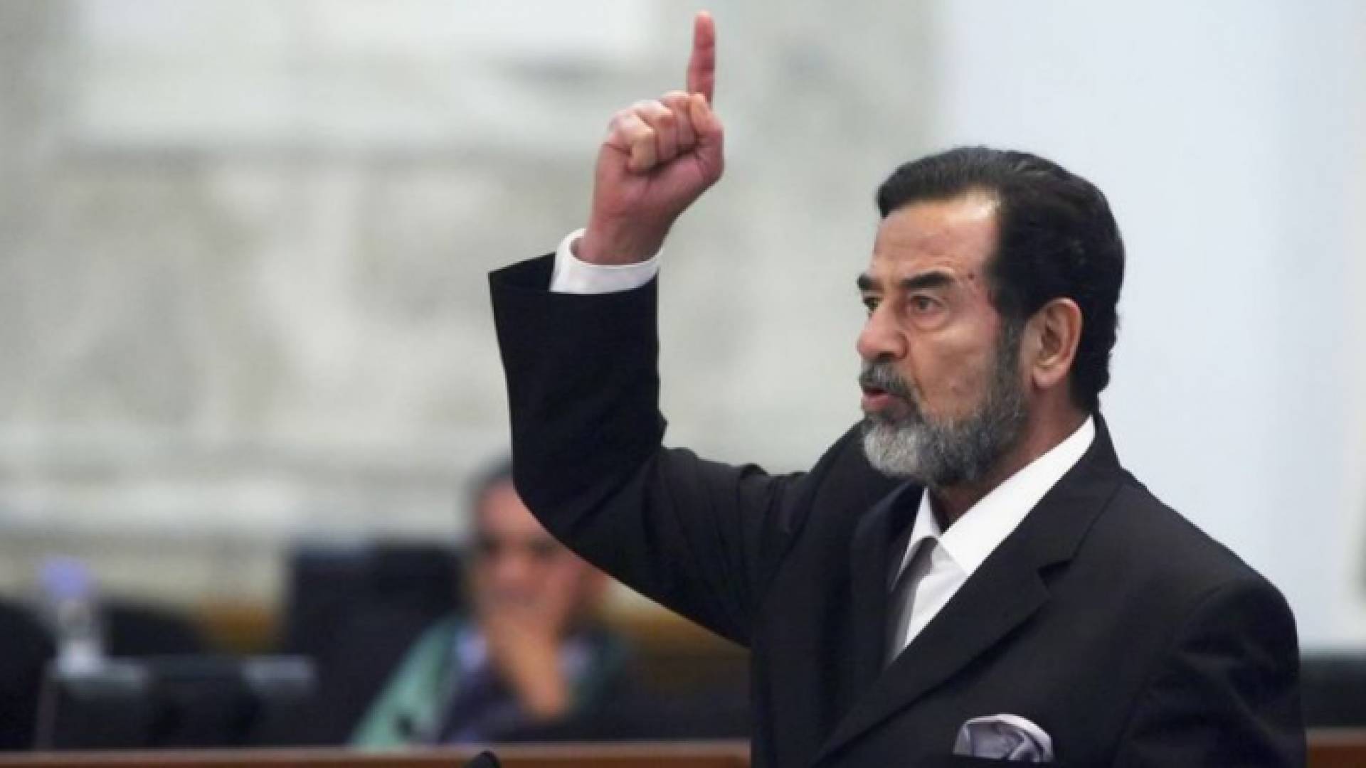 الرئيس العراقي الراحل صدام حسين