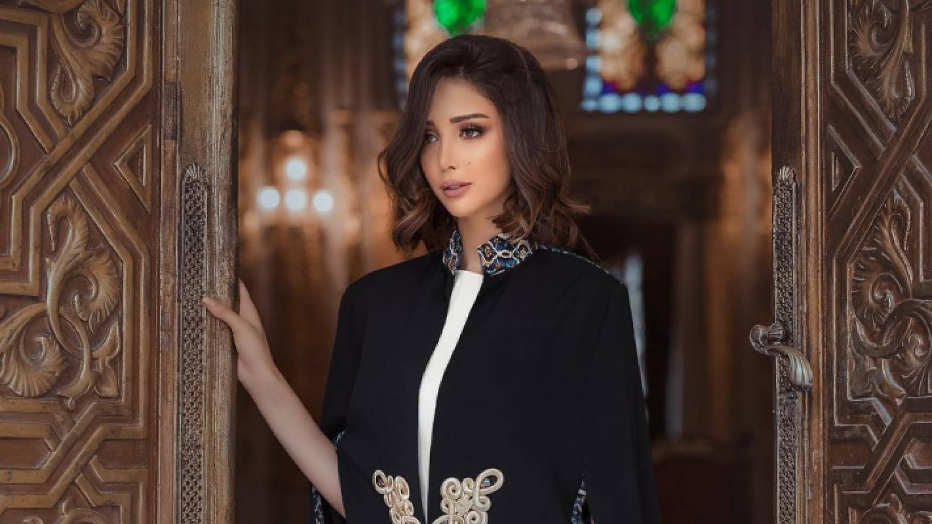 الفنانة المغربية بسمة بوسيل