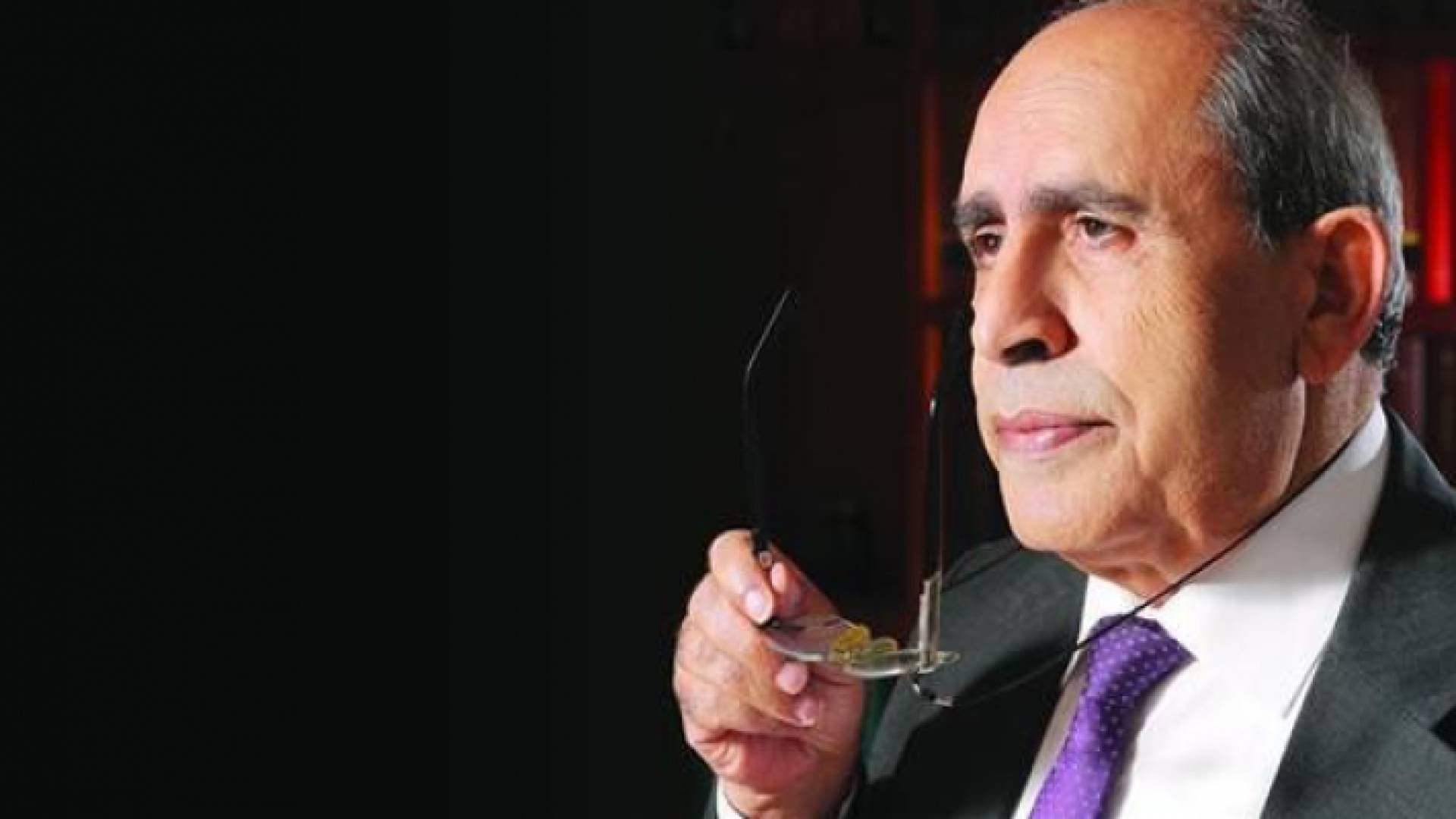 المفكر عز الدين المناصرة