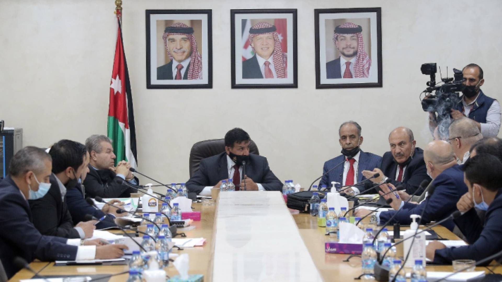 اجتماع اللجنة القانونية