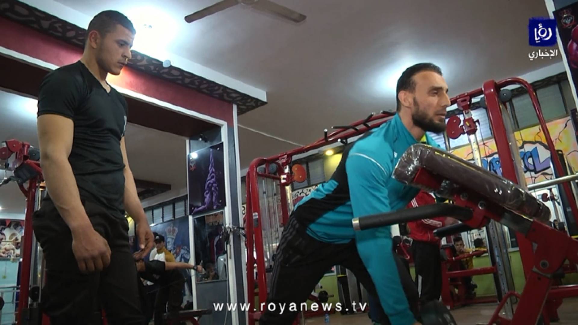 نضال الداعور مالك نادي تدريب كمال الأجسام في غزة