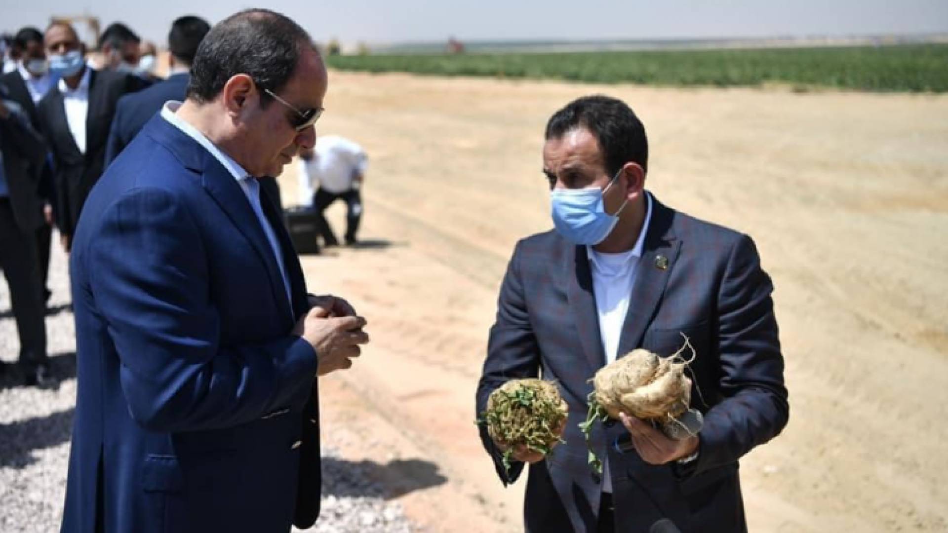 السيسي يتفقد مشروع "مستقبل مصر"