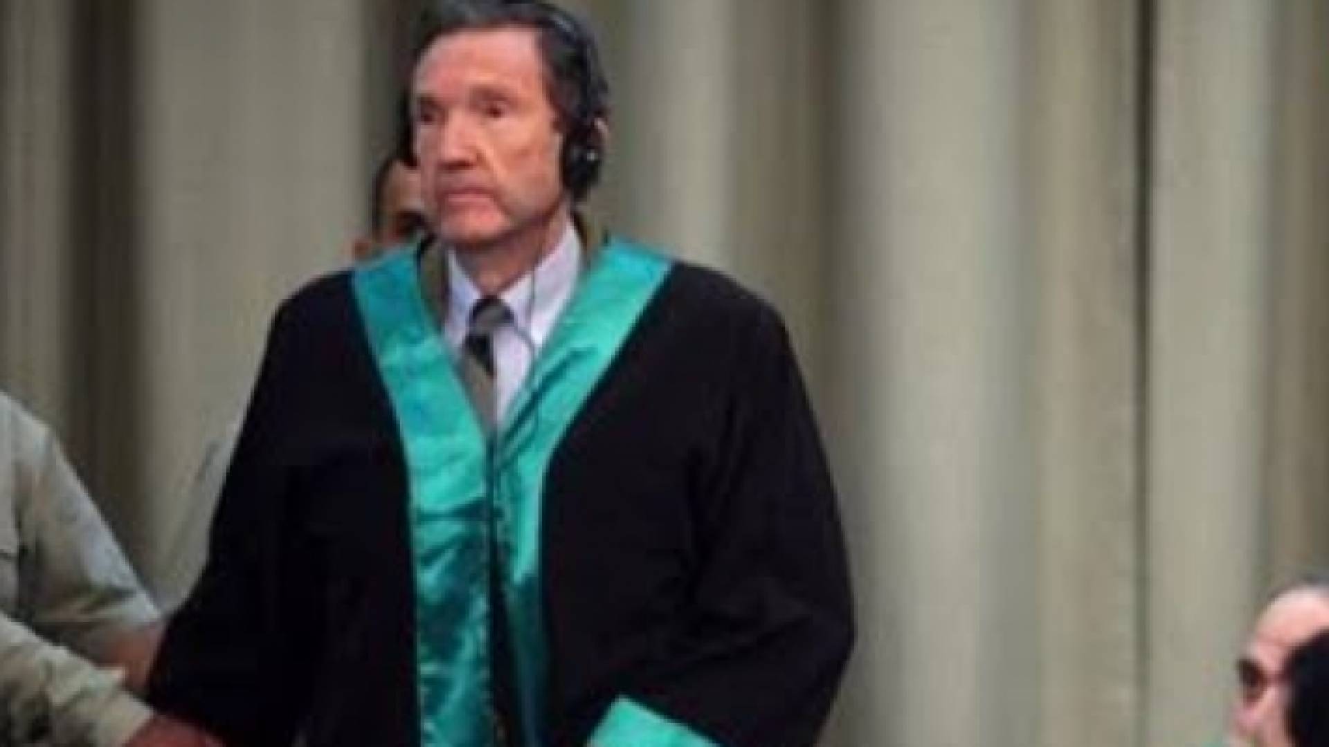 رامزي كلارك وزير العدل الأمريكي الأسبق ومحامي الرئيس العراقي الراحل صدام حسين