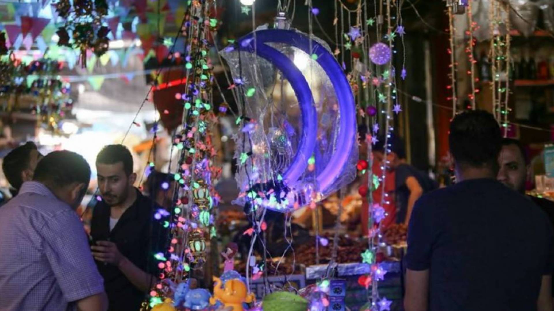 زينة رمضان في الأسواق الفلسطينية