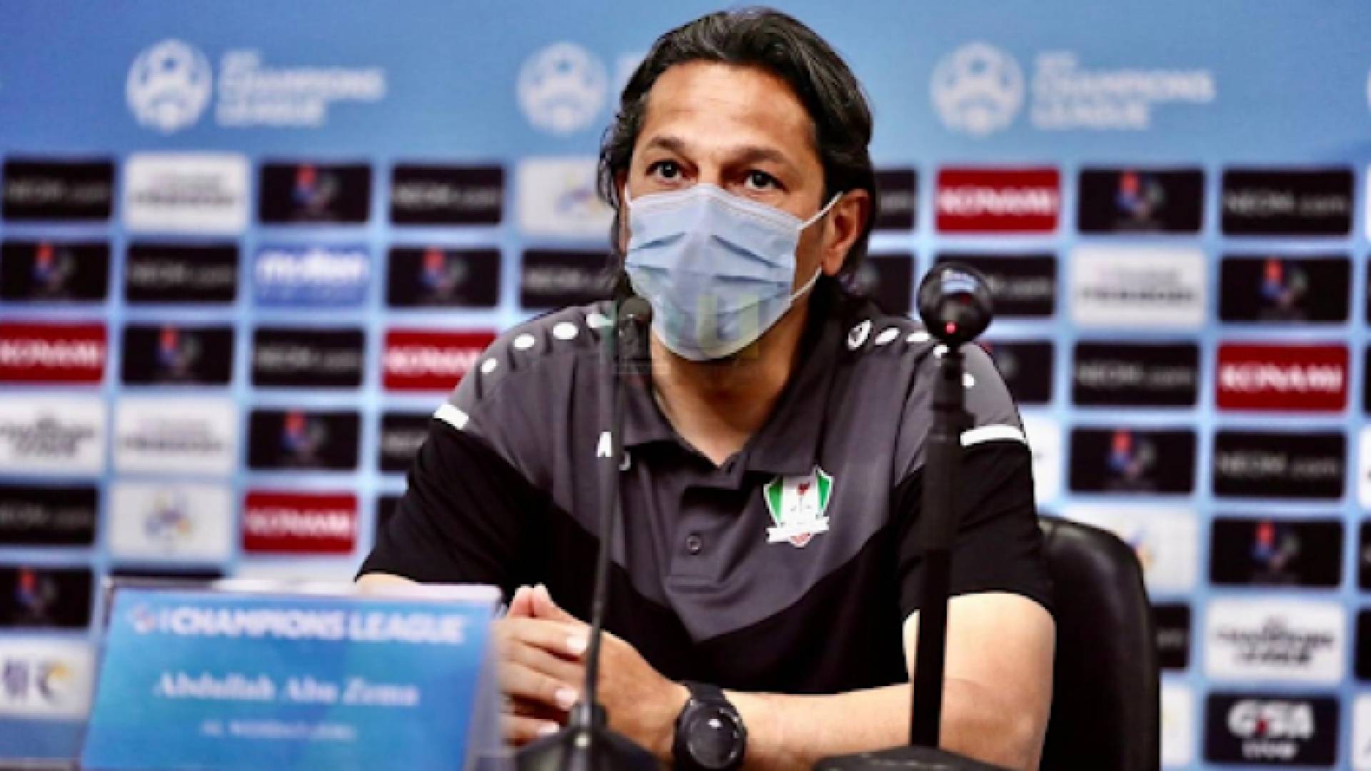 المدير الفني لفريق الوحدات، عبدالله أبو زمع