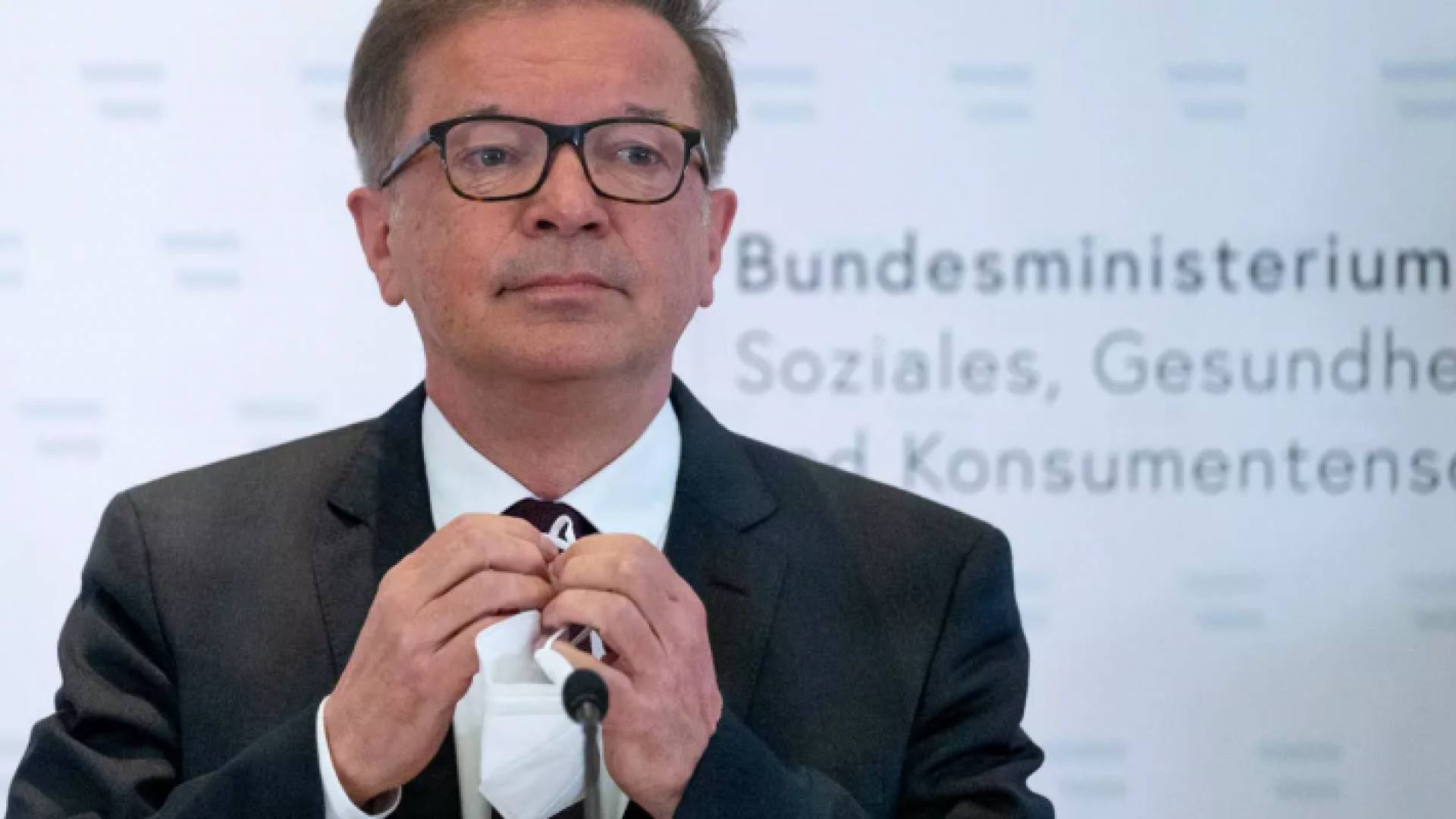 وزير الصحة النمساوي رودولف أنشوبر